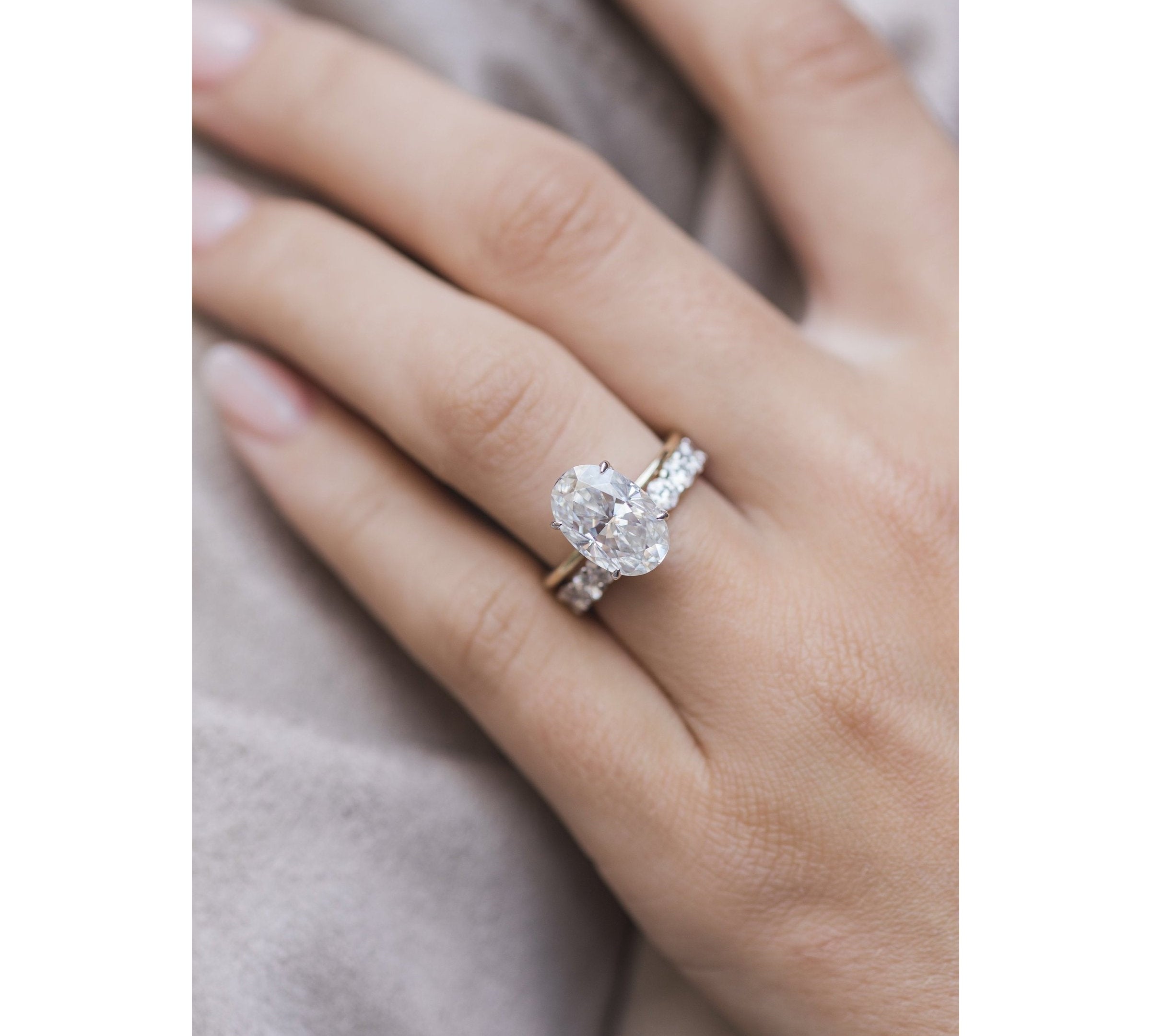 4.0 CT Oval Solitaire Moissanite Engagement Ring 1