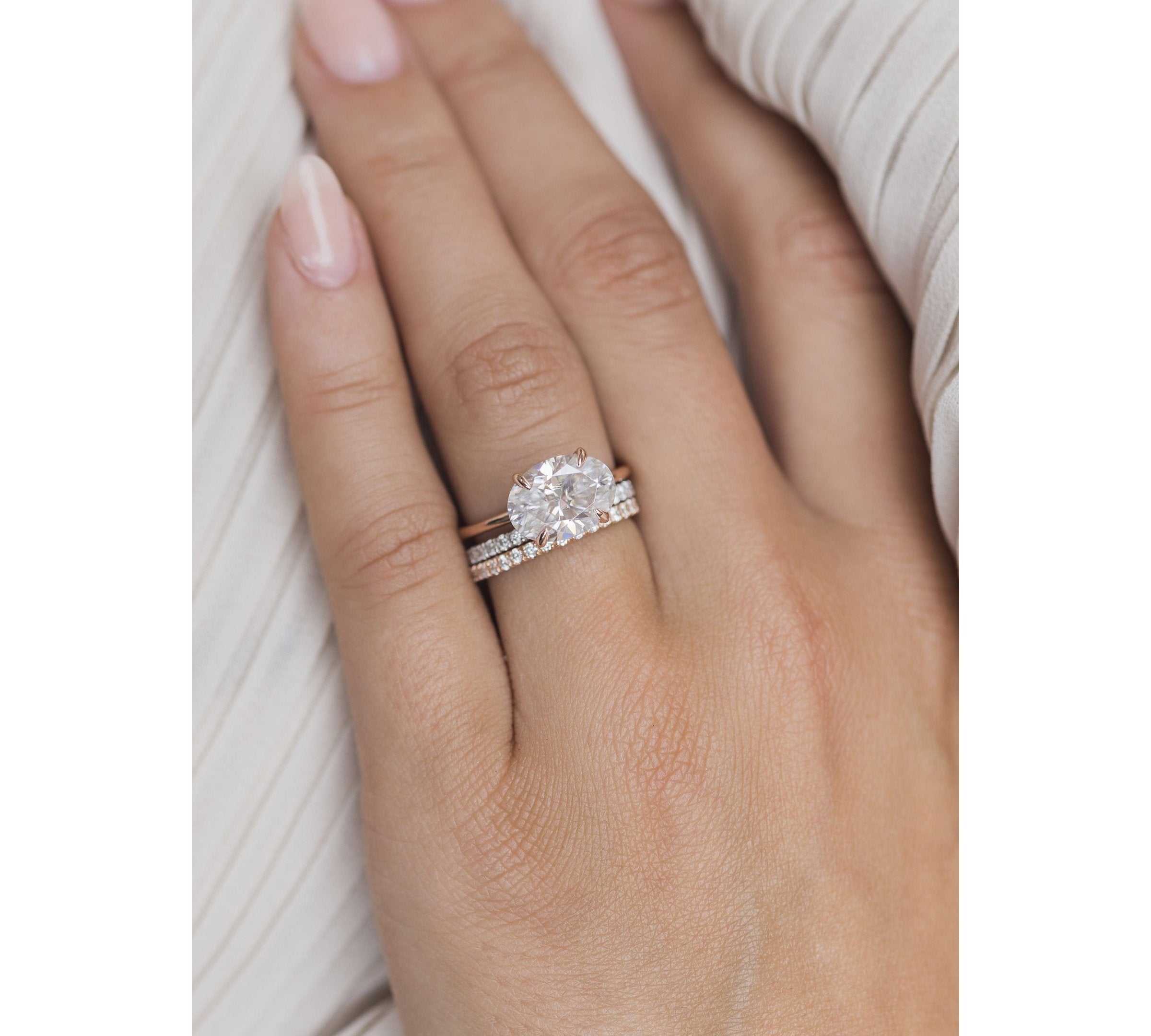 3.50 CT Oval Solitaire Moissanite Engagement Ring 2