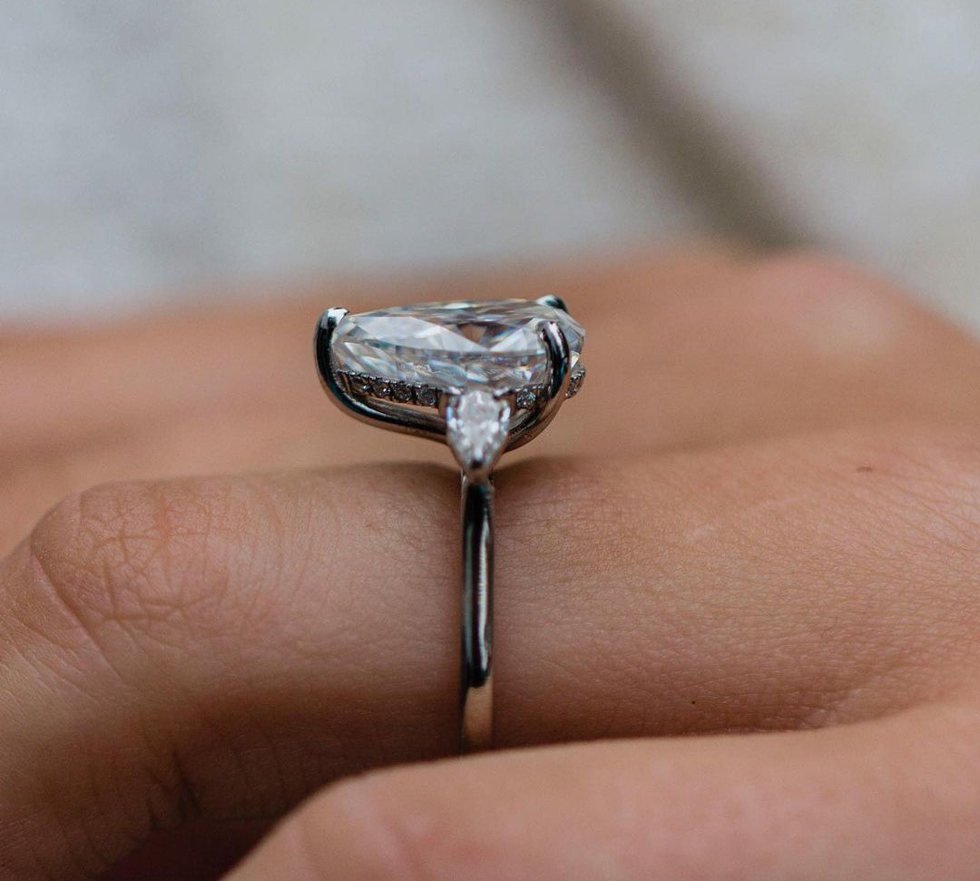4.20 CT Pear Three Stone Moissanite Engagement Ring 2