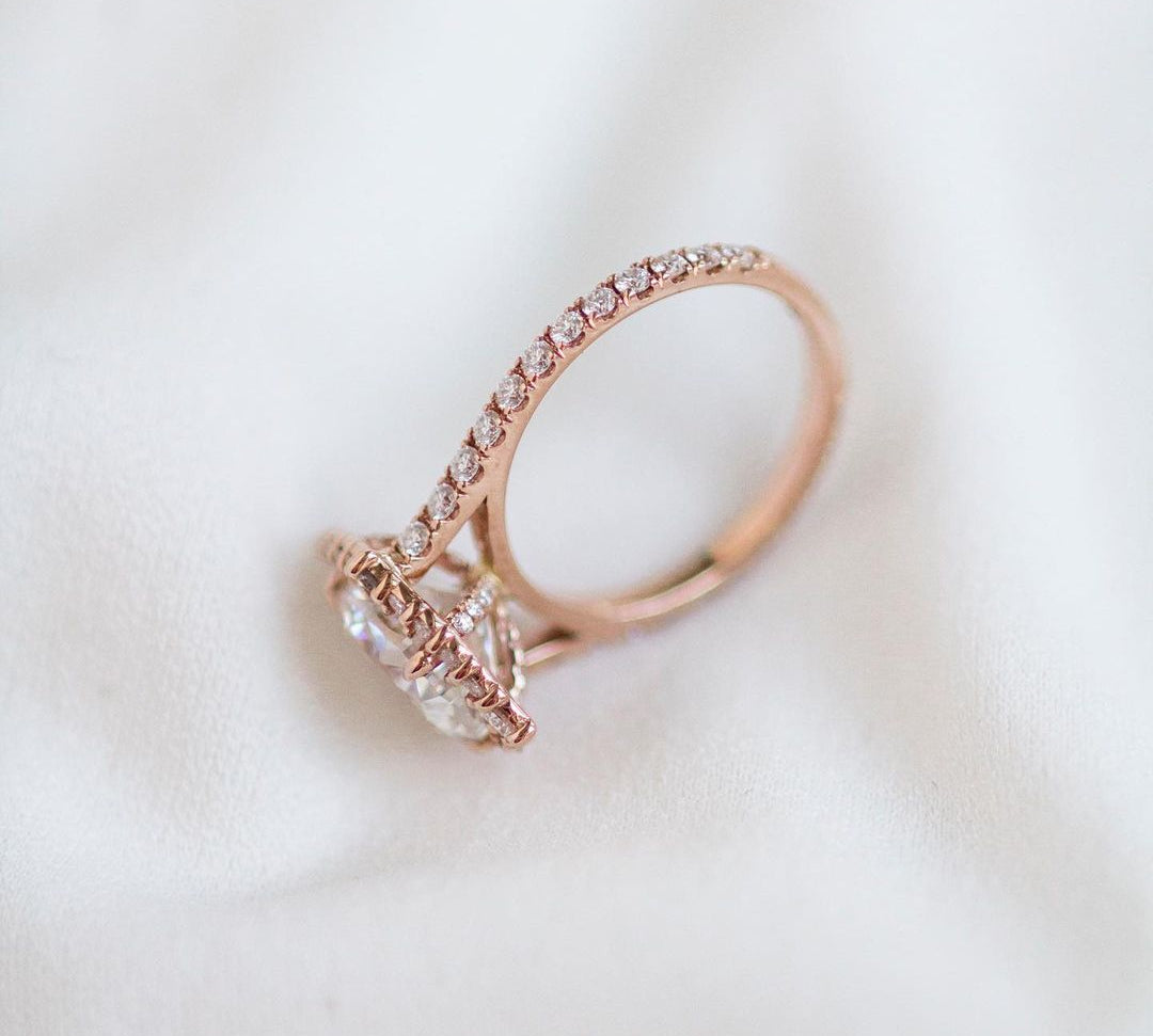 3.0 CT Pear Cluster Halo Moissanite Engagement Ring 3