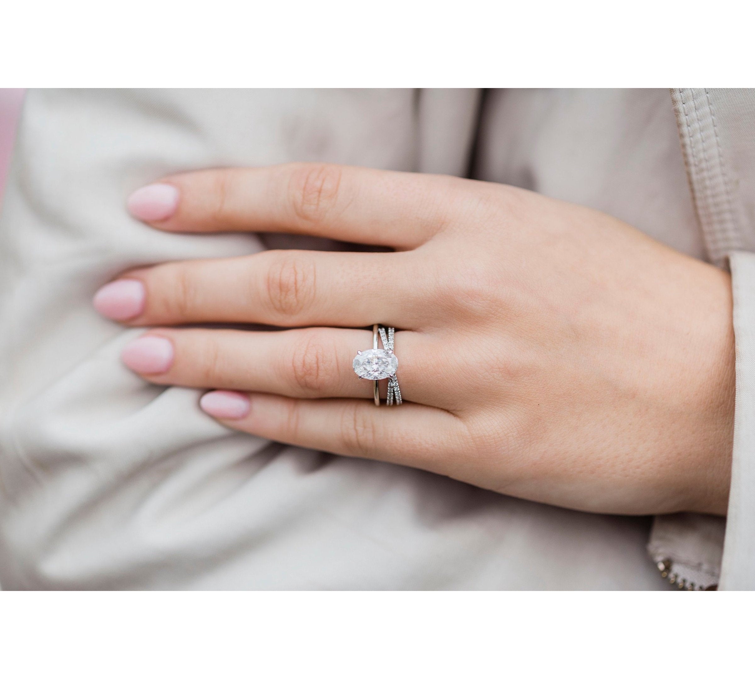 2.70 CT Oval Solitaire Moissanite Engagement Ring 2