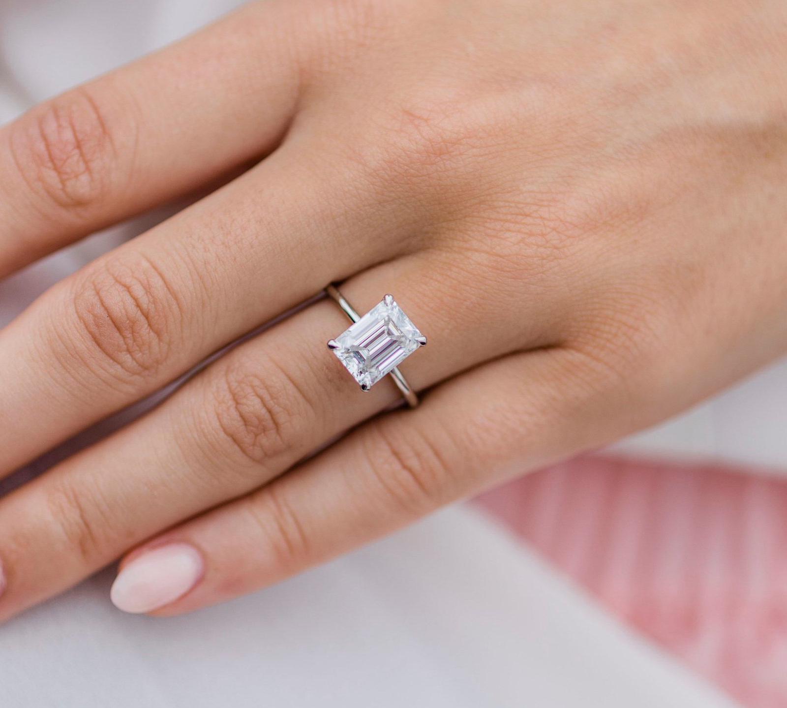 2.60 CT Emerald Solitaire Moissanite Engagement Ring 1