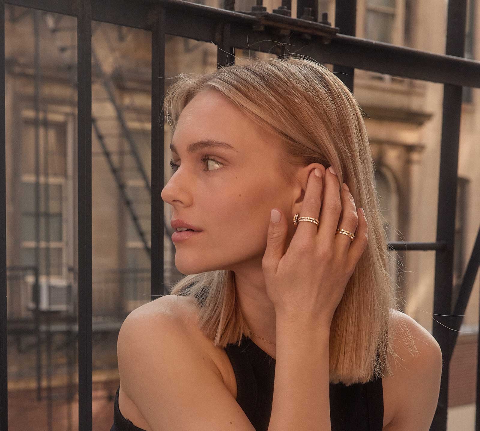 0.44 CT Round Shaped Moissanite Minimalist Wedding Bands 3