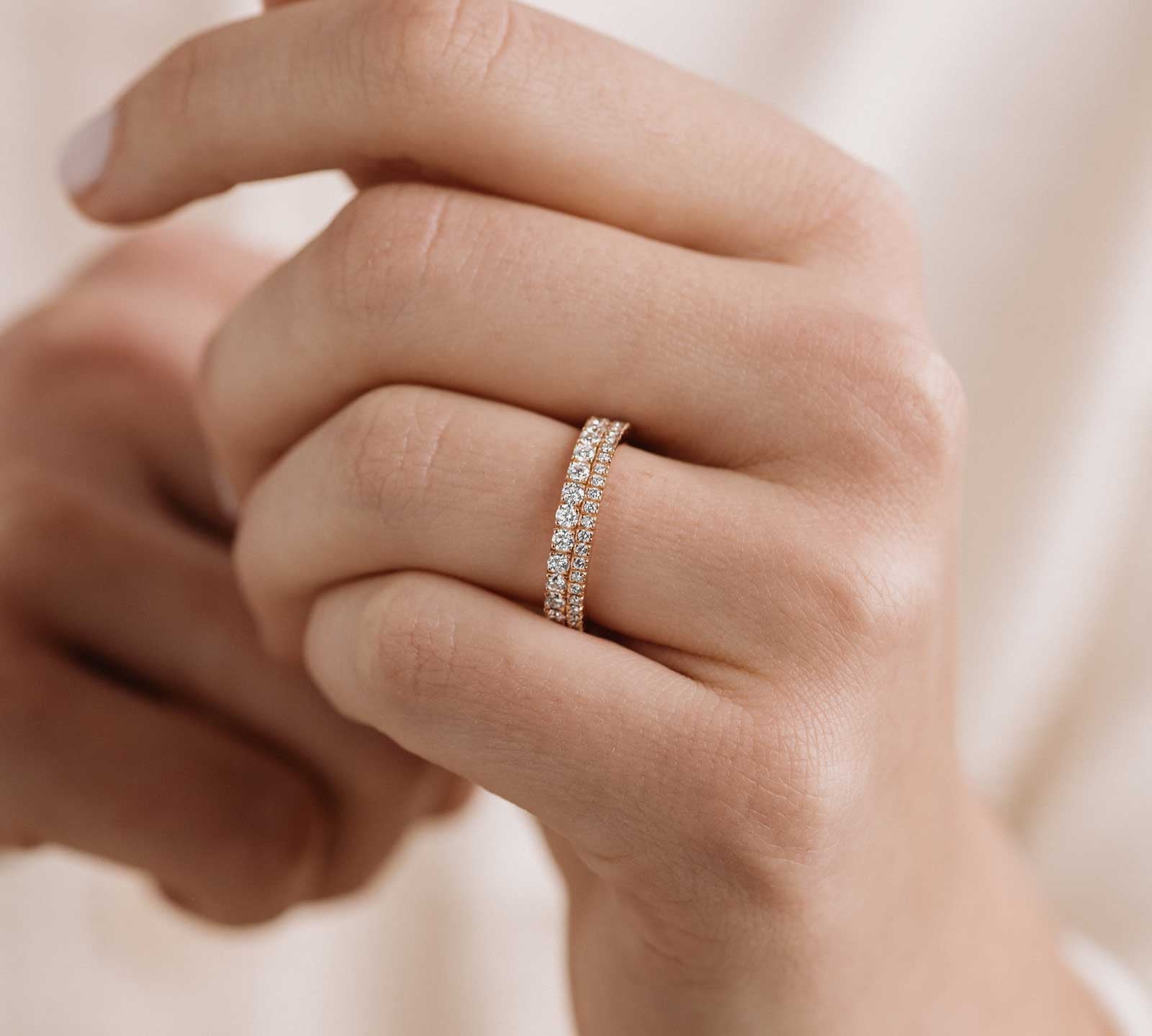 1.09 CT Round Shaped Moissanite Double Row Wedding Band 2