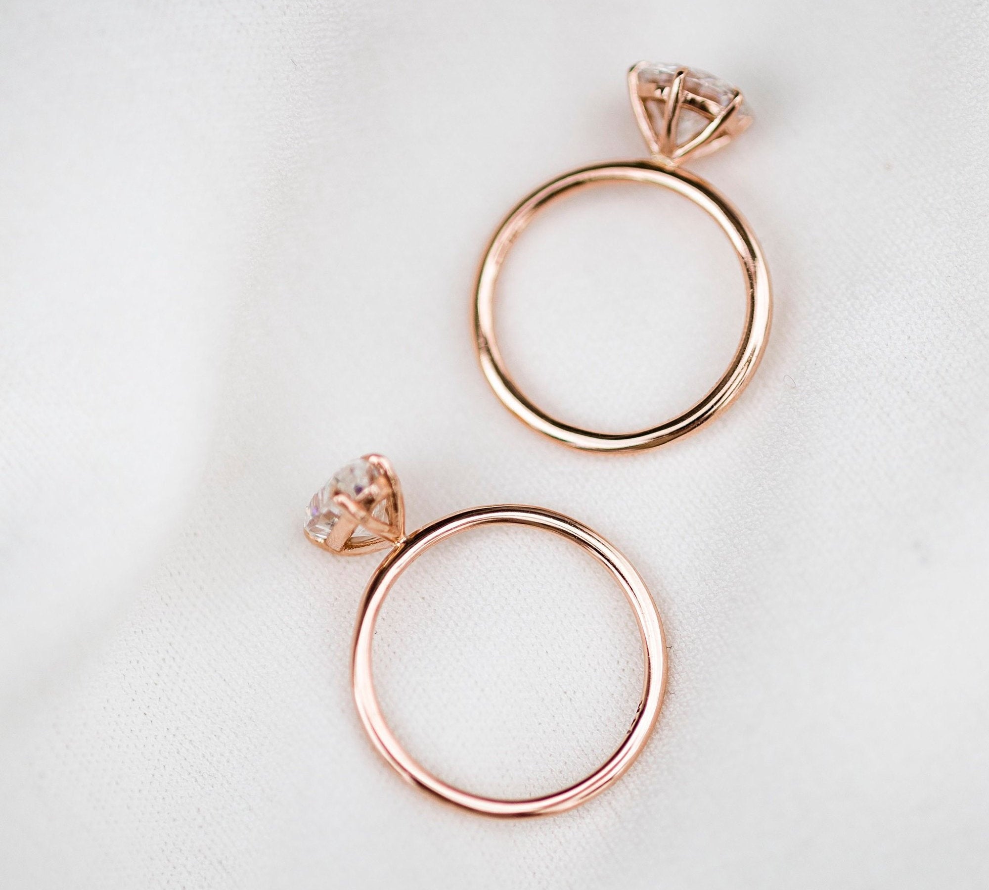 2.0 CT Pear Solitaire Moissanite Engagement Ring 3