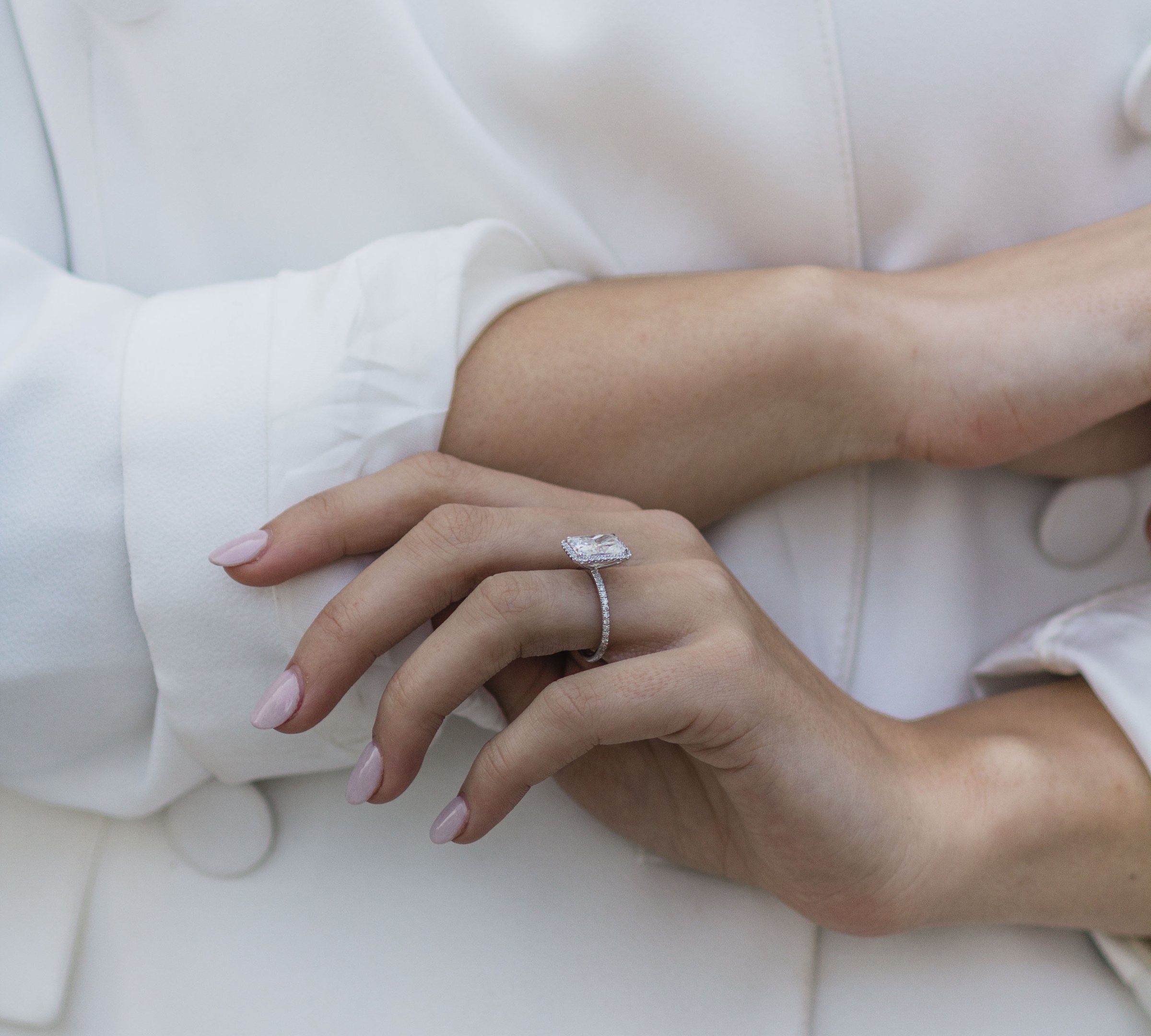 3.50 CT Crushed Ice Radiant Halo & Pave Moissanite Engagement Ring 3