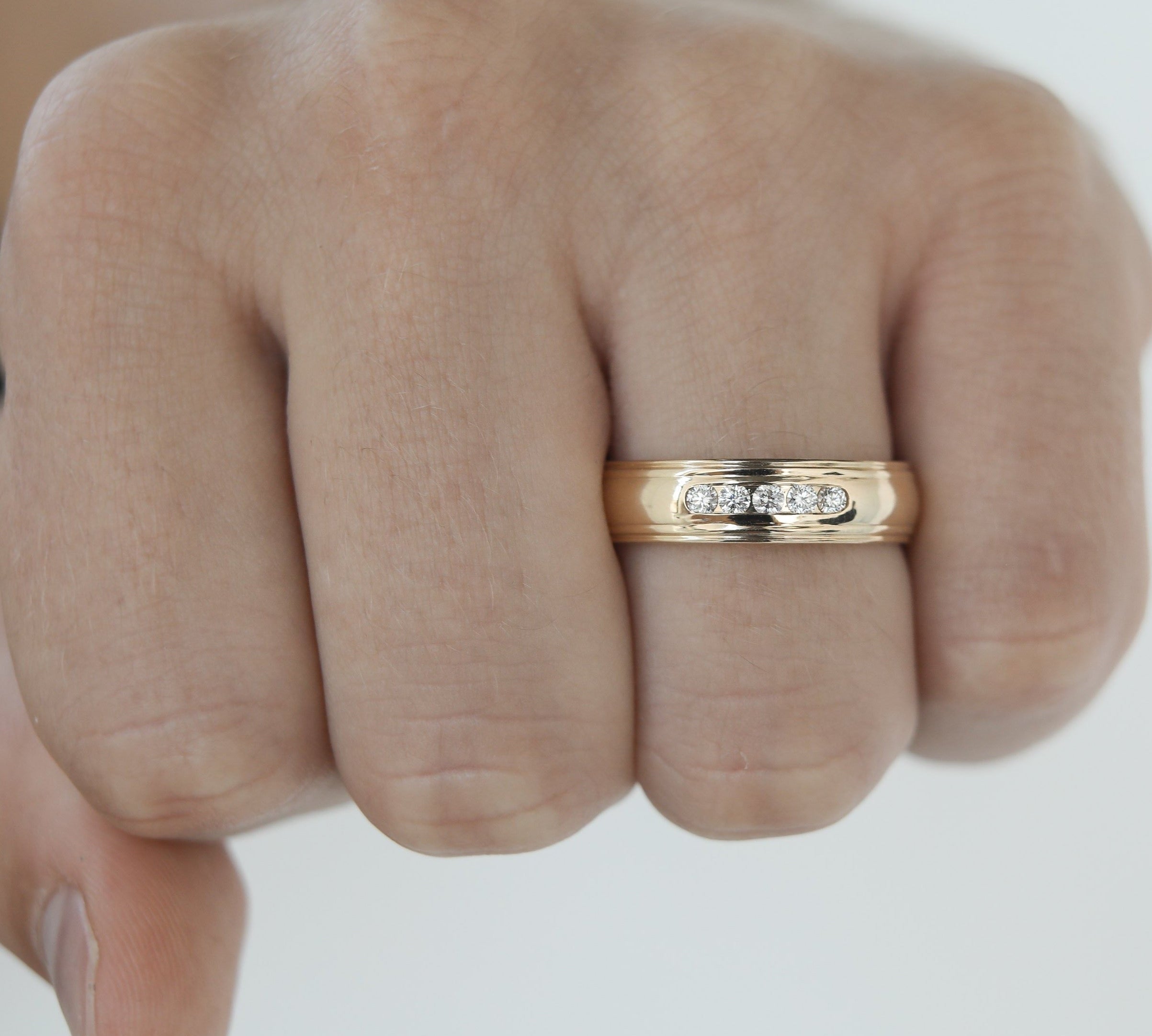 Stone Setting High Polish Finish Men's Band 3