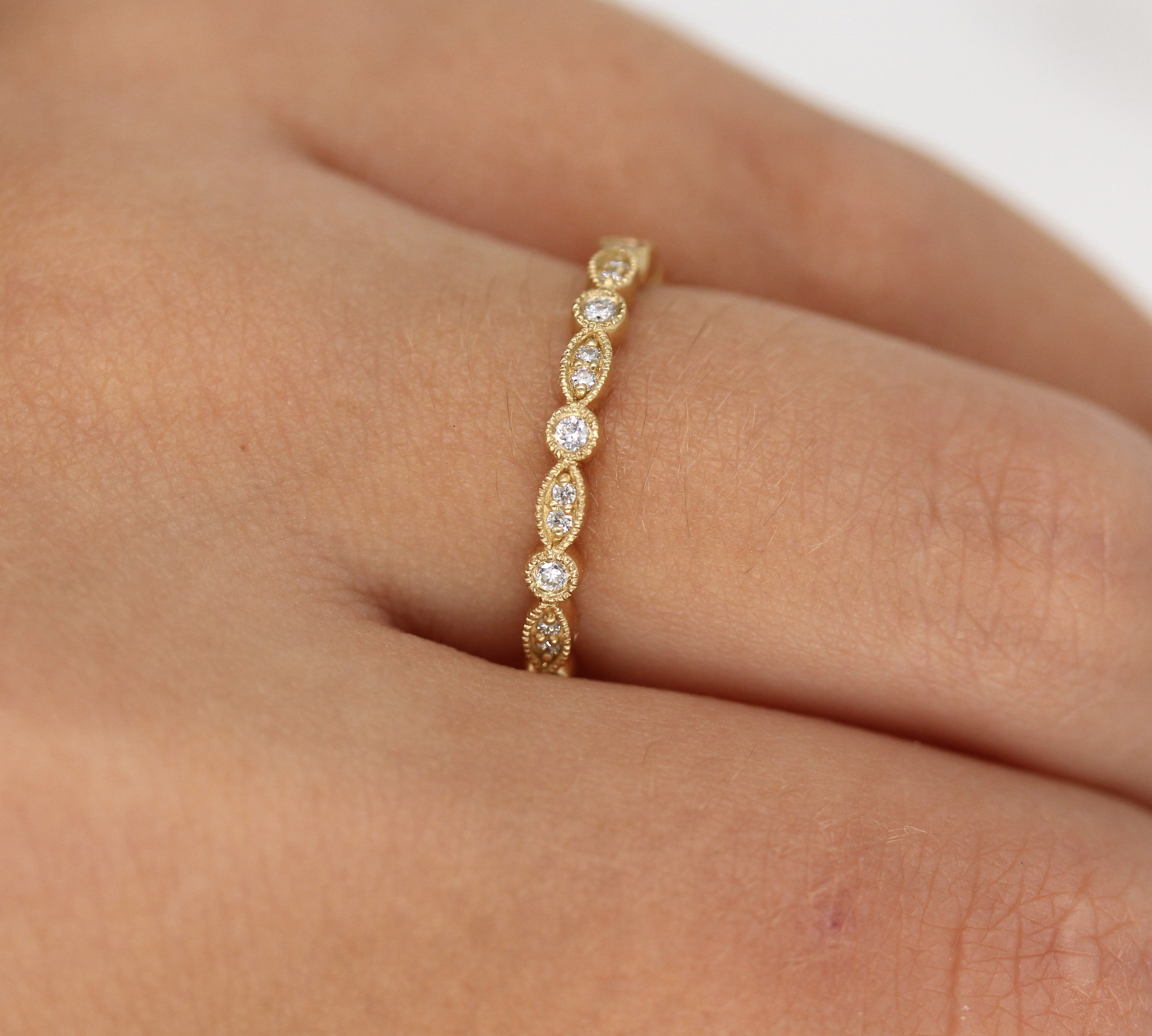 0.15 TCW Round Cut Milgrain Style Moissanite Wedding Band 2