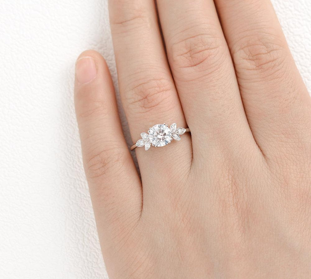1.0 CT Round Cut Art Deco Moissanite Engagement Ring 2