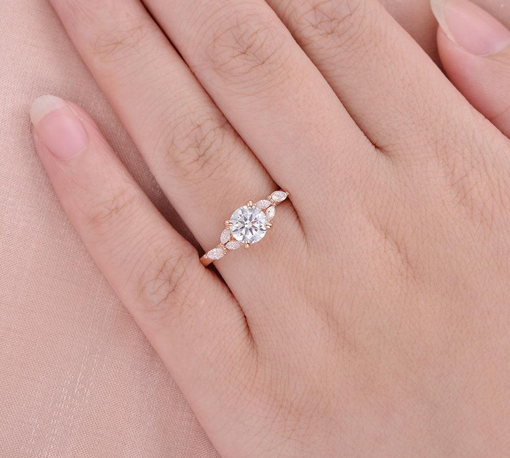 1.0 CT Round Cut Cluster Moissanite Engagement Ring 3