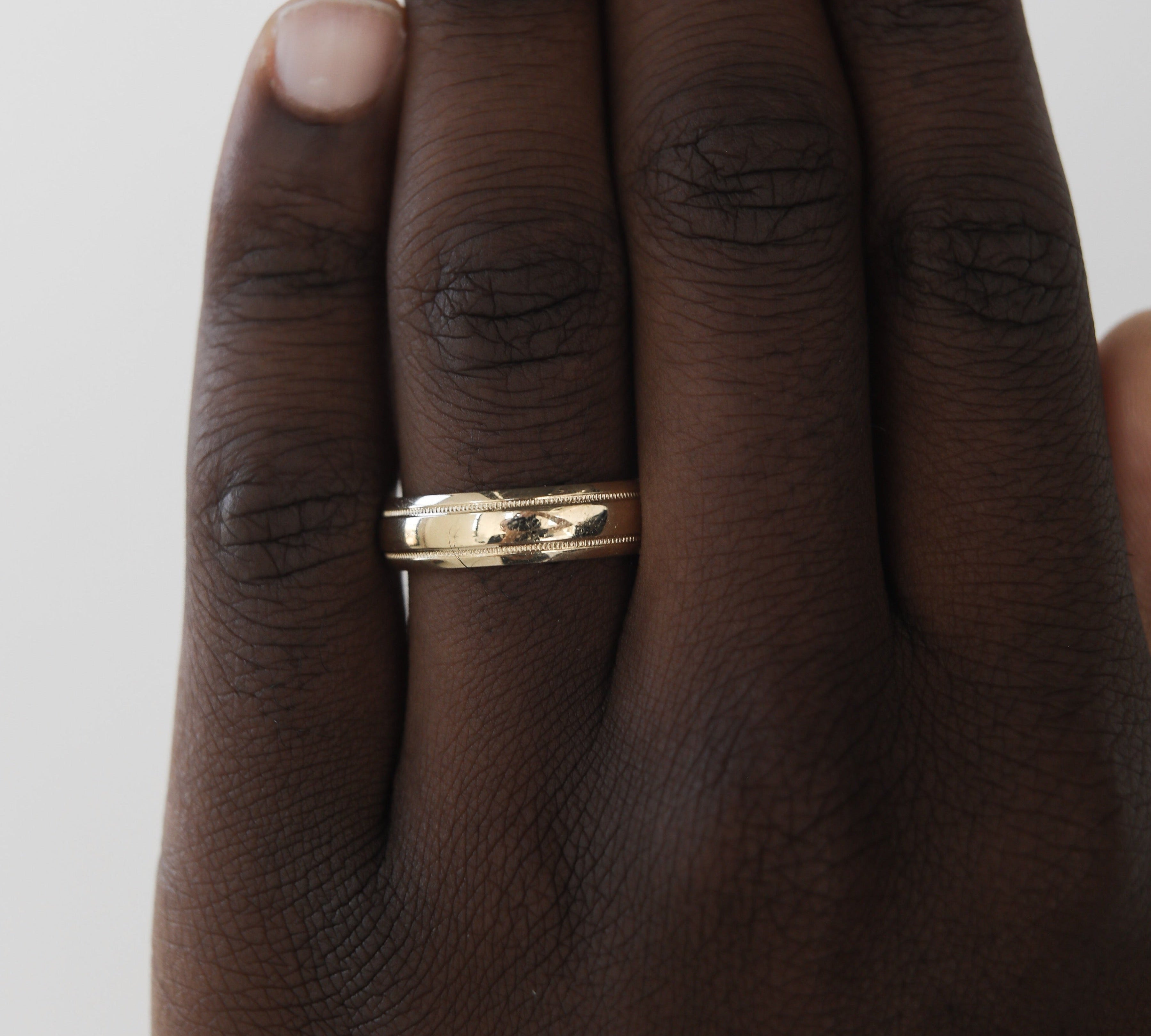 Classic Polished Finish Yellow Gold Men's Band 3