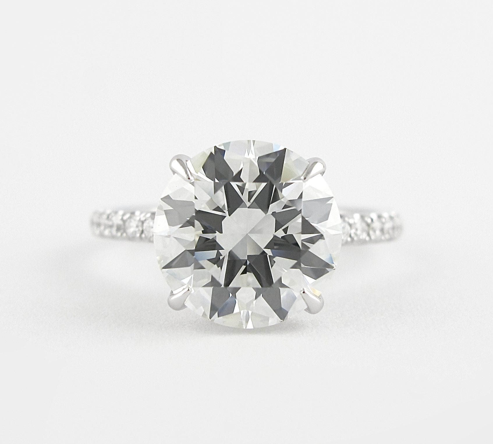 1.5 CT Round Cut Hidden Halo & Pave Moissanite Engagement Ring 1