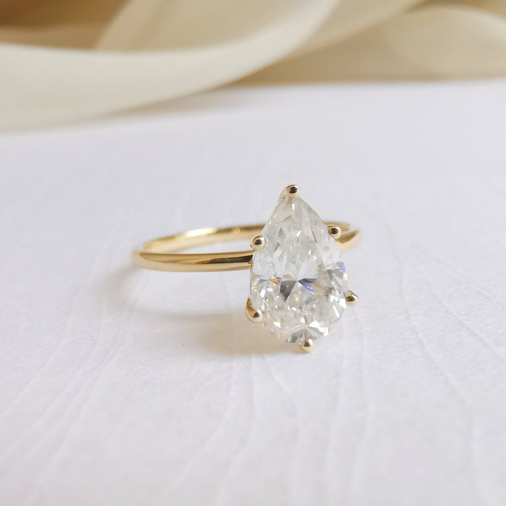 1.36 CT Pear Shaped Moissanite Solitaire Engagement Ring 3