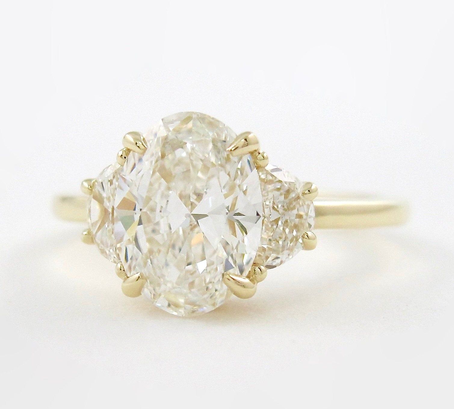 3.0 CT Oval Three Stone Moissanite Engagement Ring 3