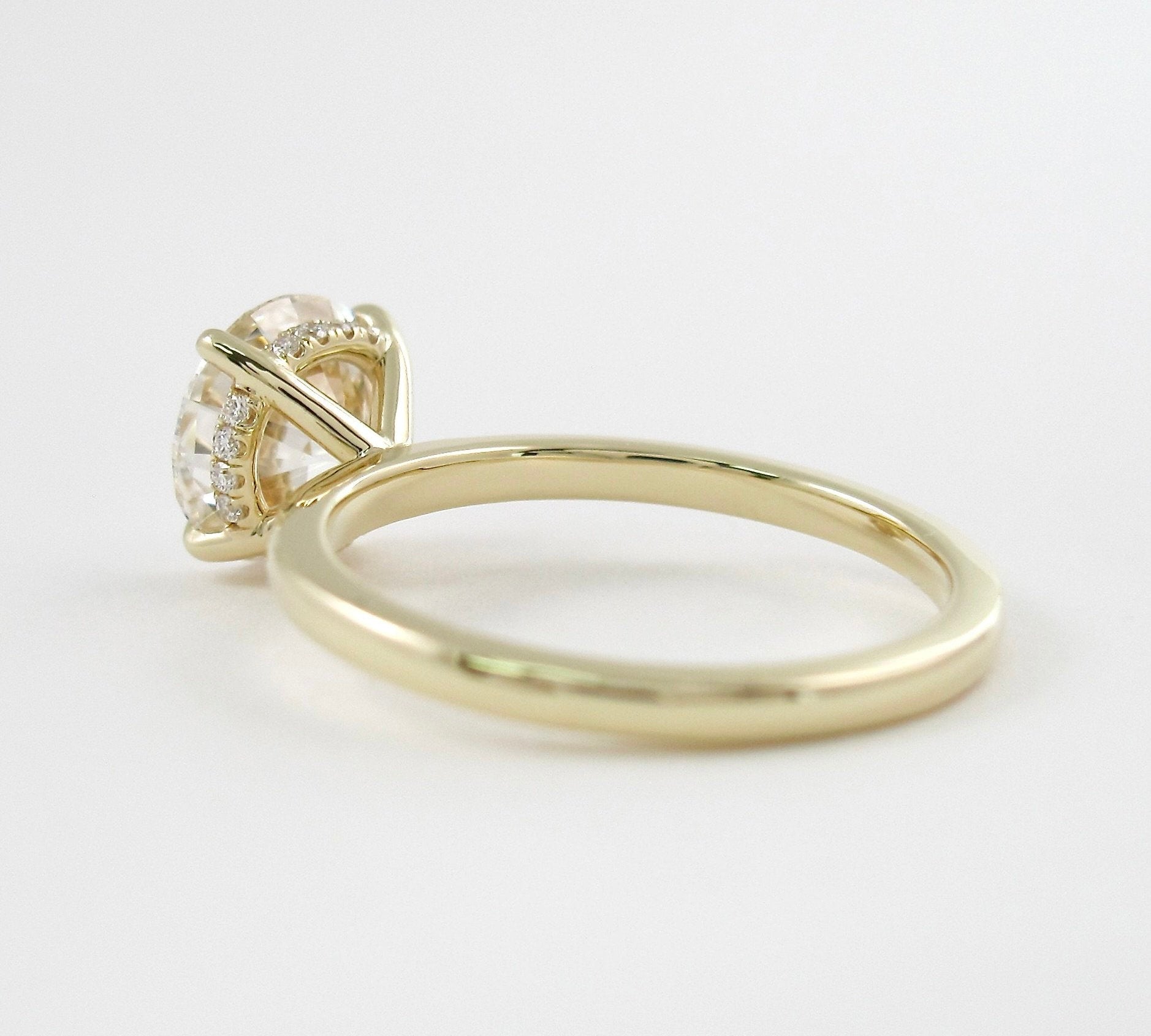 1.35 CT Round Hidden Halo Setting Moissanite Engagement Ring 3