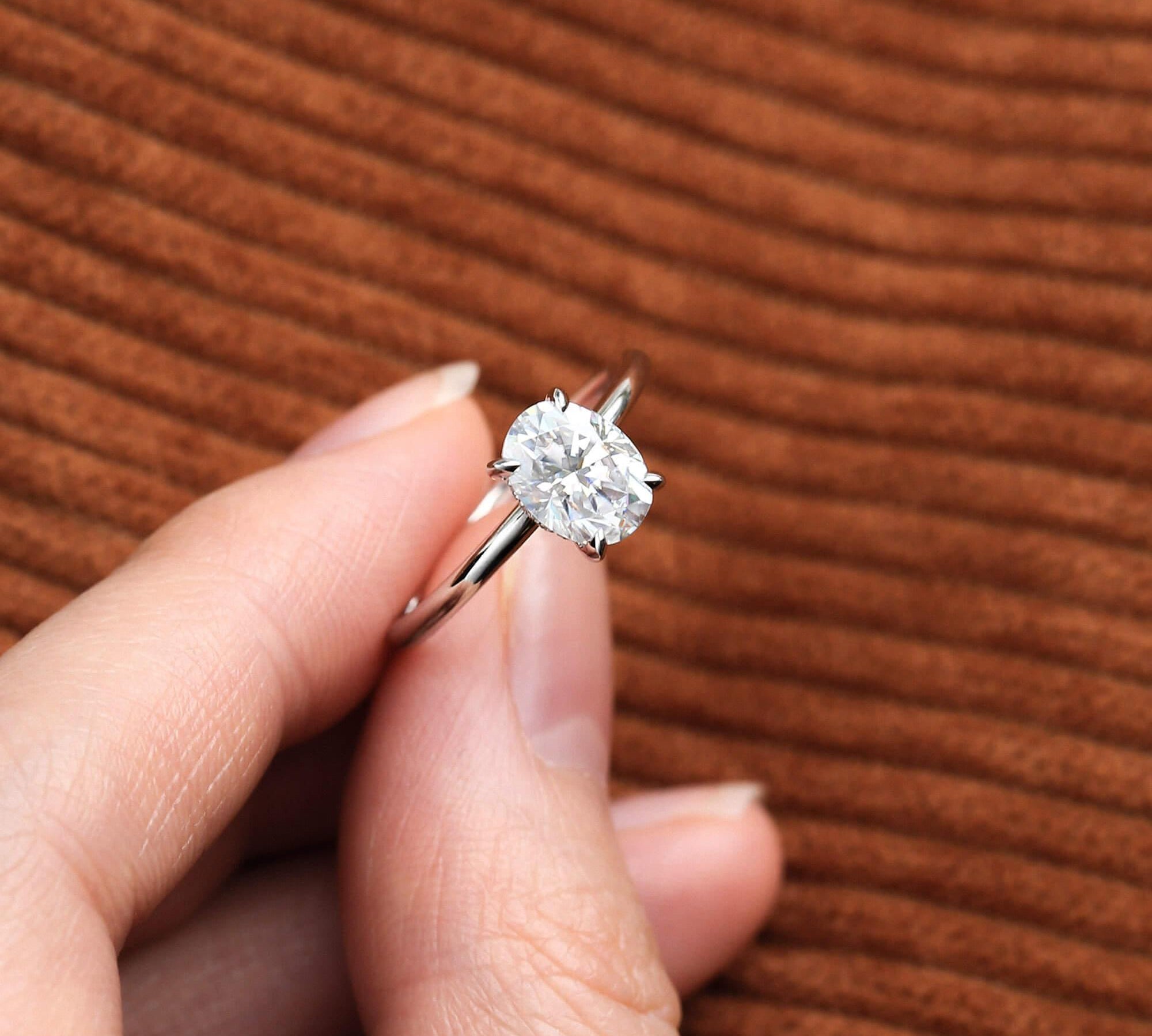 1.33 CT Oval Cut Solitaire Moissanite Engagement Ring 3