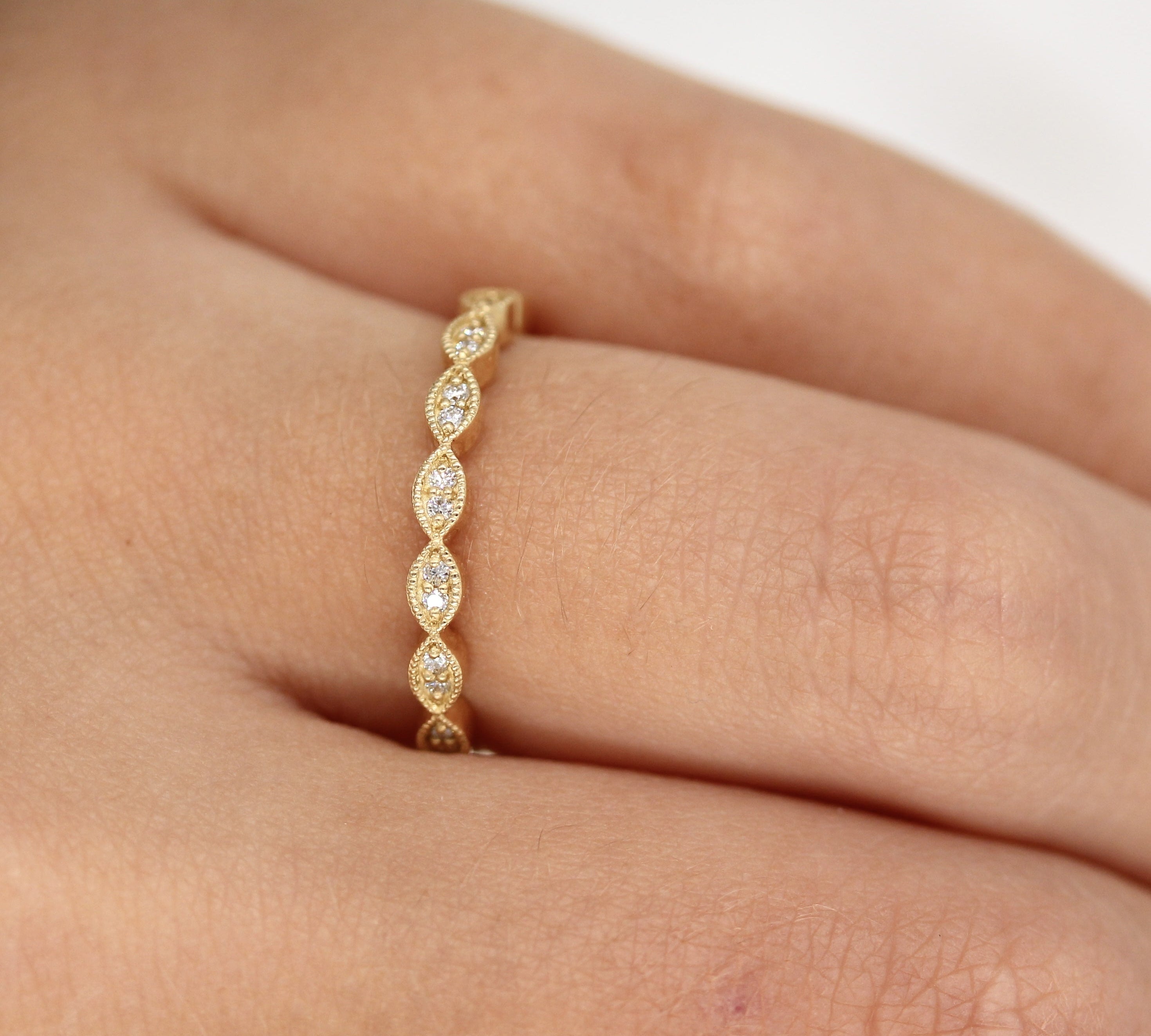 0.10 TCW Round Cut Milgrain Style Moissanite Wedding Band 2