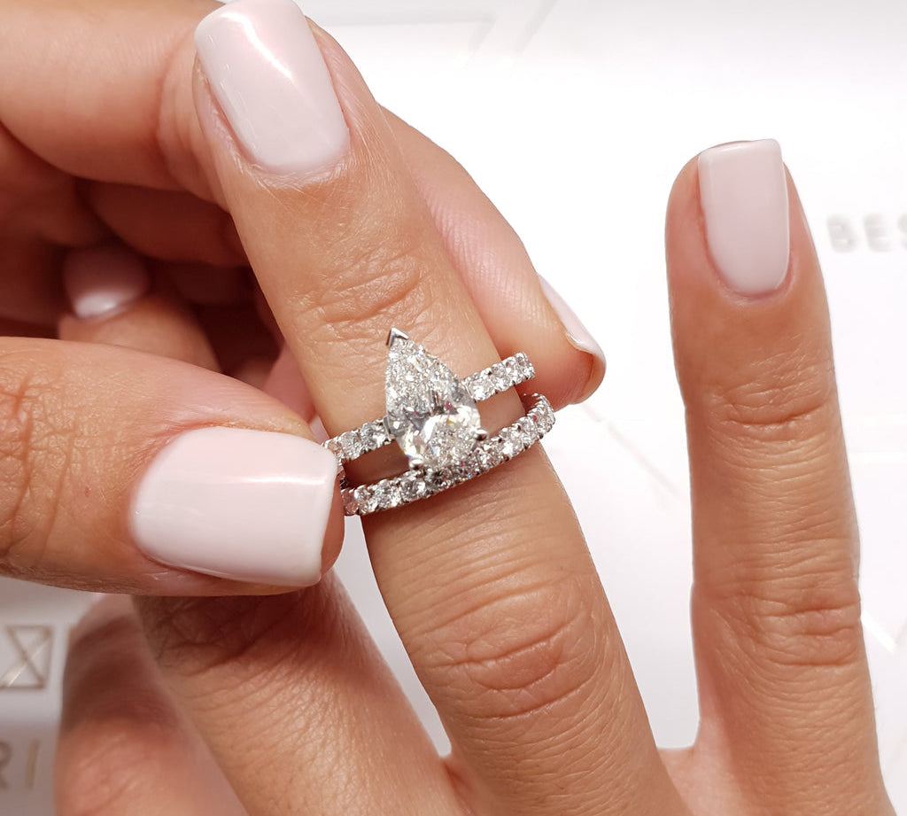 1.50 CT Pear Solitaire CVD F/VS Diamond Bridal Ring Set 2