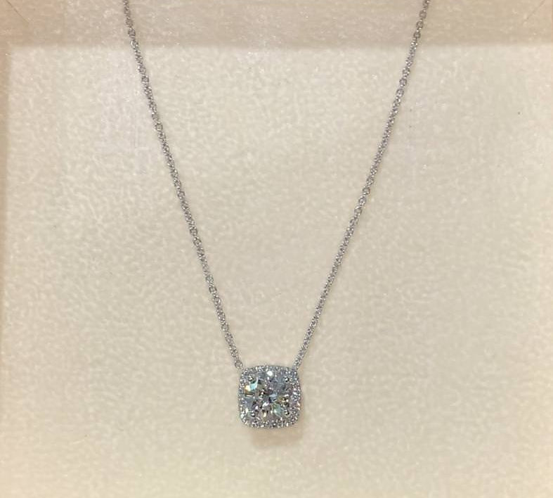 1.0 CT Round Halo CVD F/VS Diamond Necklace 1