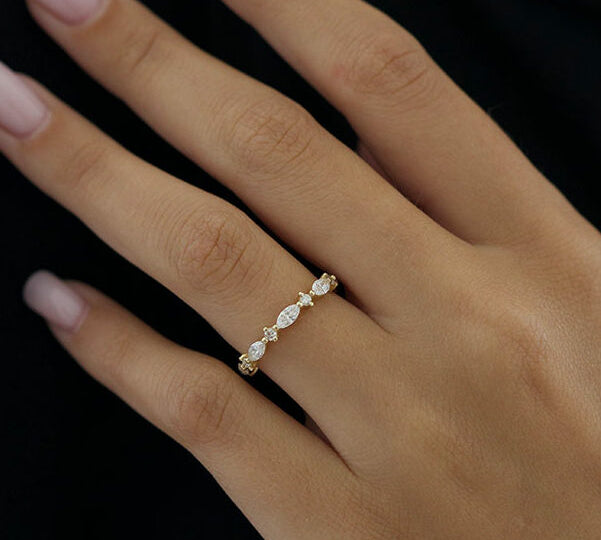 0.50 TCW Marquise And Round Cut Alternative Moissanite Wedding Band 1