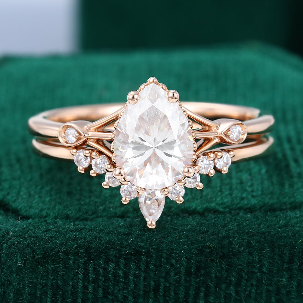1.50 CT Pear Moissanite Art Deco Style Bridal Ring Set 1