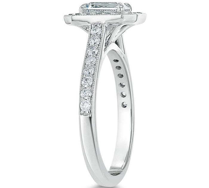 1.0 CT Emerald Cut Halo Moissanite Engagement Ring With Pave Setting 3