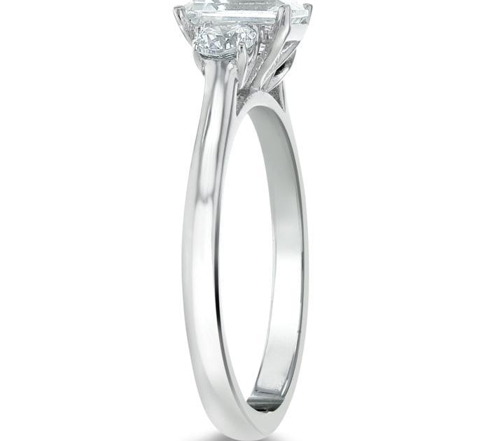 0.75 CT Emerald Cut Three Stone Moissanite Engagement Ring 3