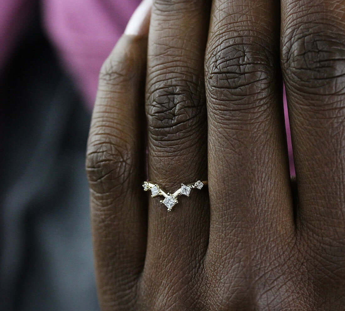 0.22 TCW Princess & Round Cut Curved Moissanite Wedding Band 2