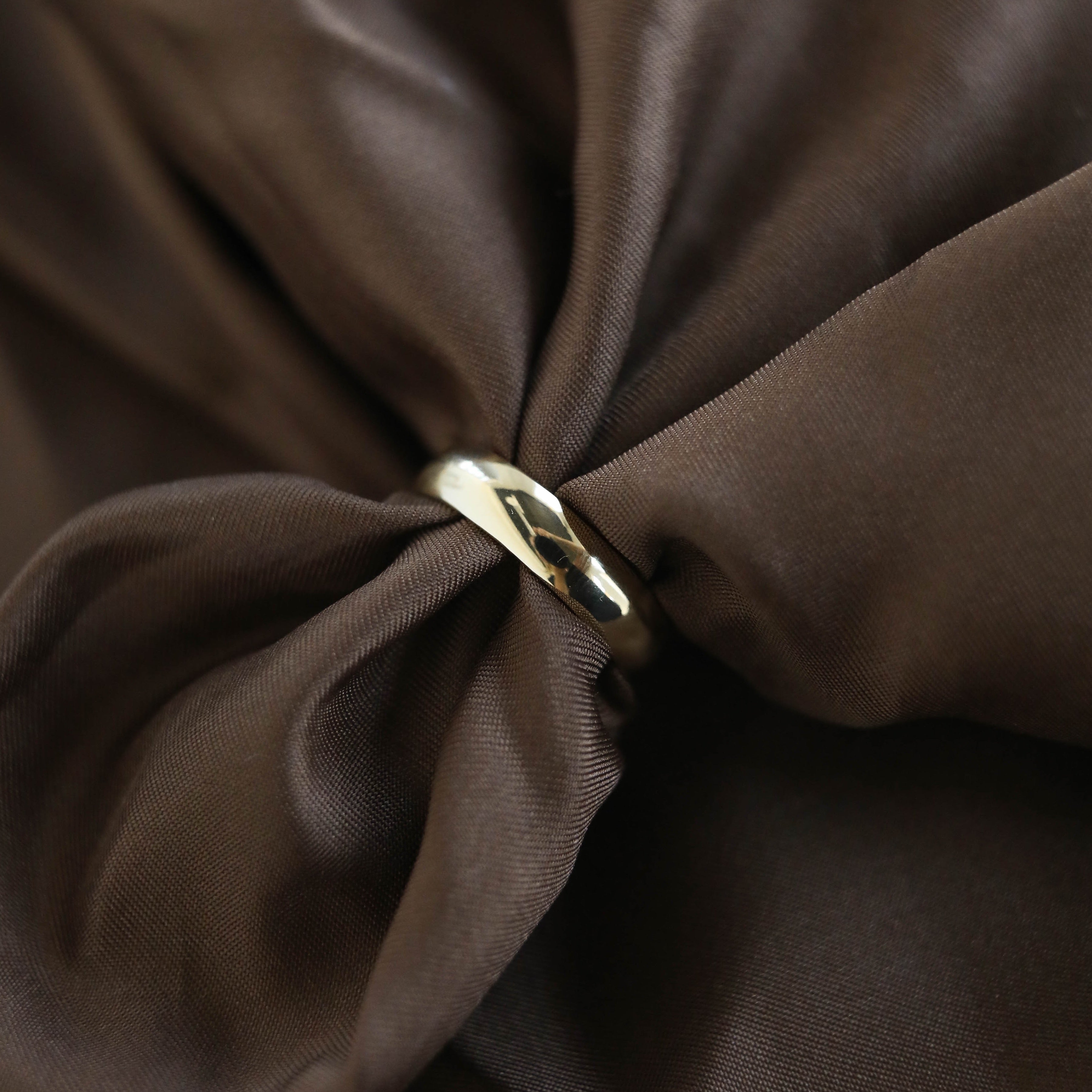 Polished Finish Classic Men's Wedding Band 12