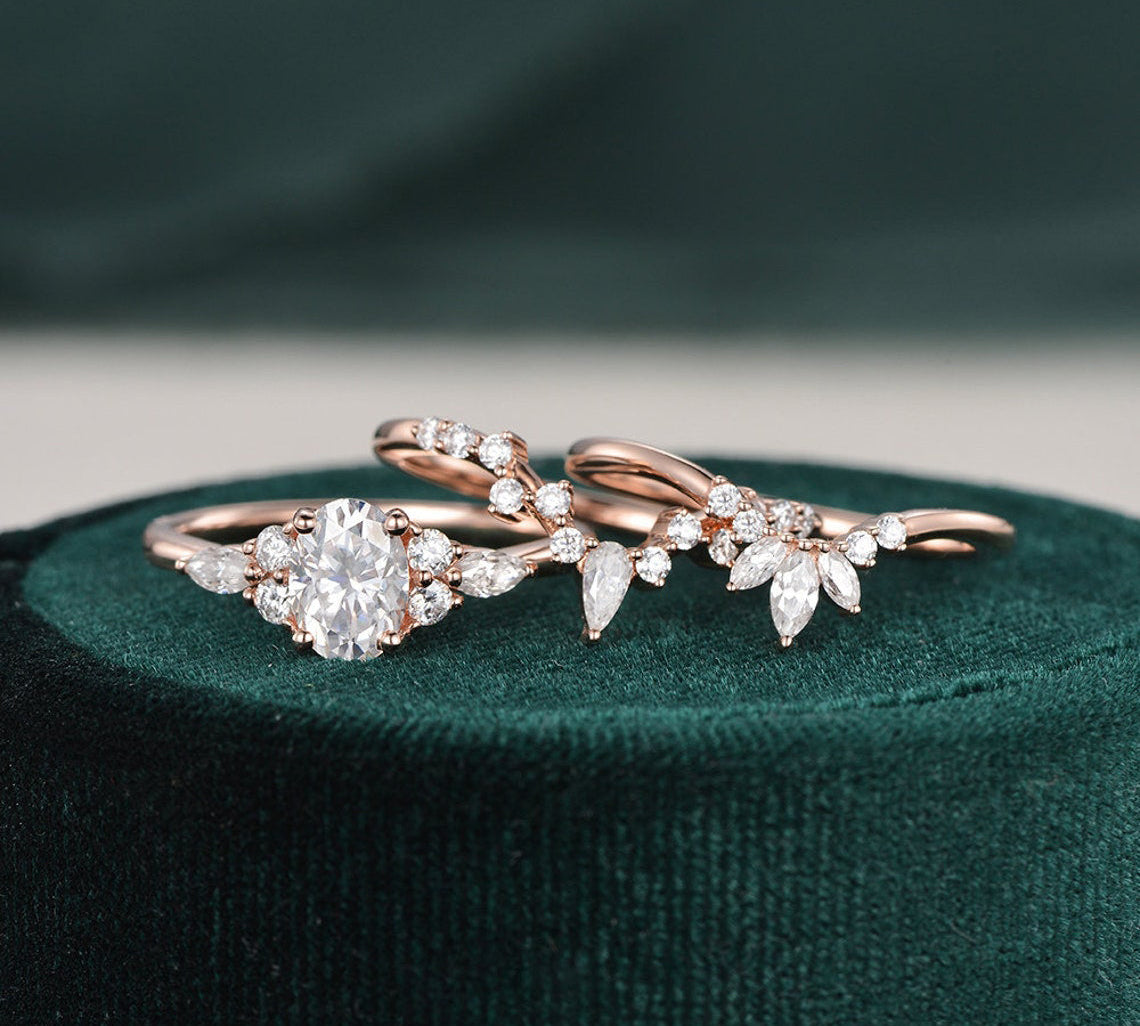 1.0 CT Oval Cut Cluster Halo Moissanite Bridal Ring Set 3