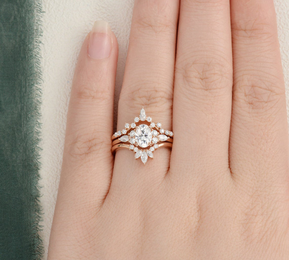 1.0 CT Oval Cut Cluster Halo Moissanite Bridal Ring Set 2