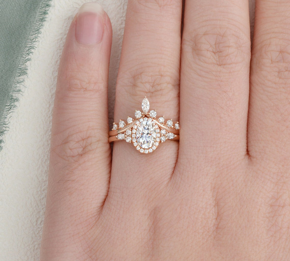 2.0 CT Oval Cut Cluster Halo Moissanite Bridal Ring Set 2