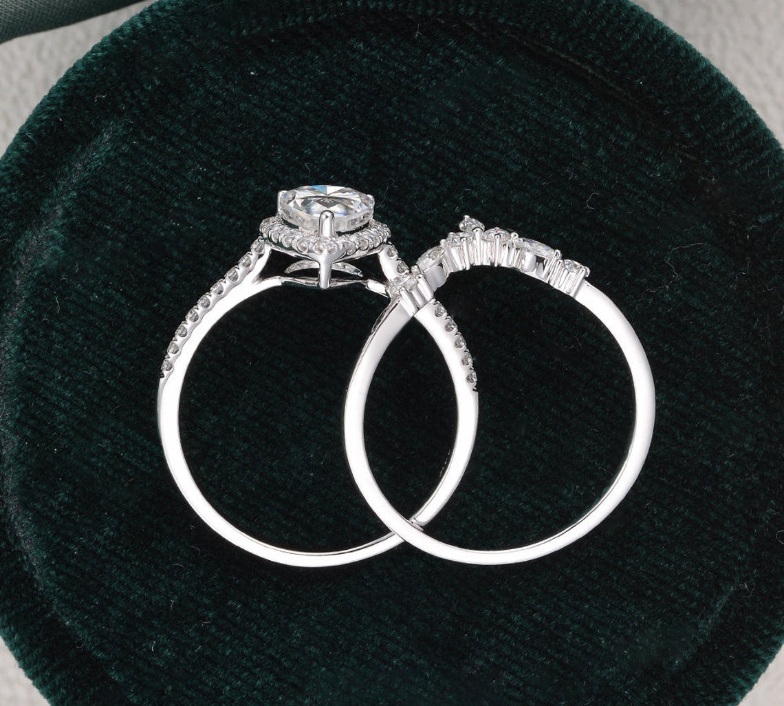 2.0 CT Pear Cut Halo Moissanite Bridal Ring Set 3