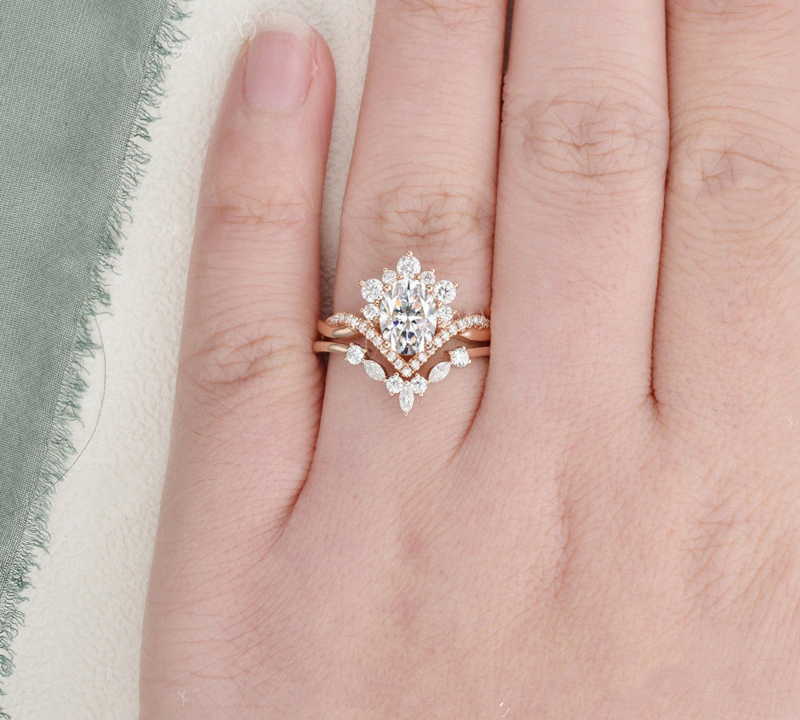 1.50 CT Oval Cut Twisted Art Deco Moissanite Bridal Ring Set 2