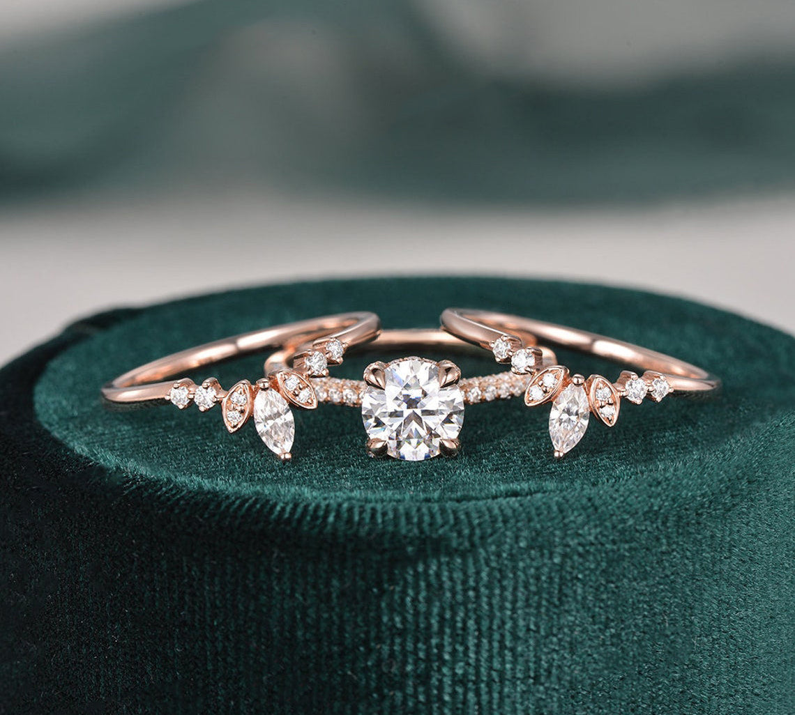 1.0 CT Round Cut Hidden Halo Moissanite Bridal Ring Set 3