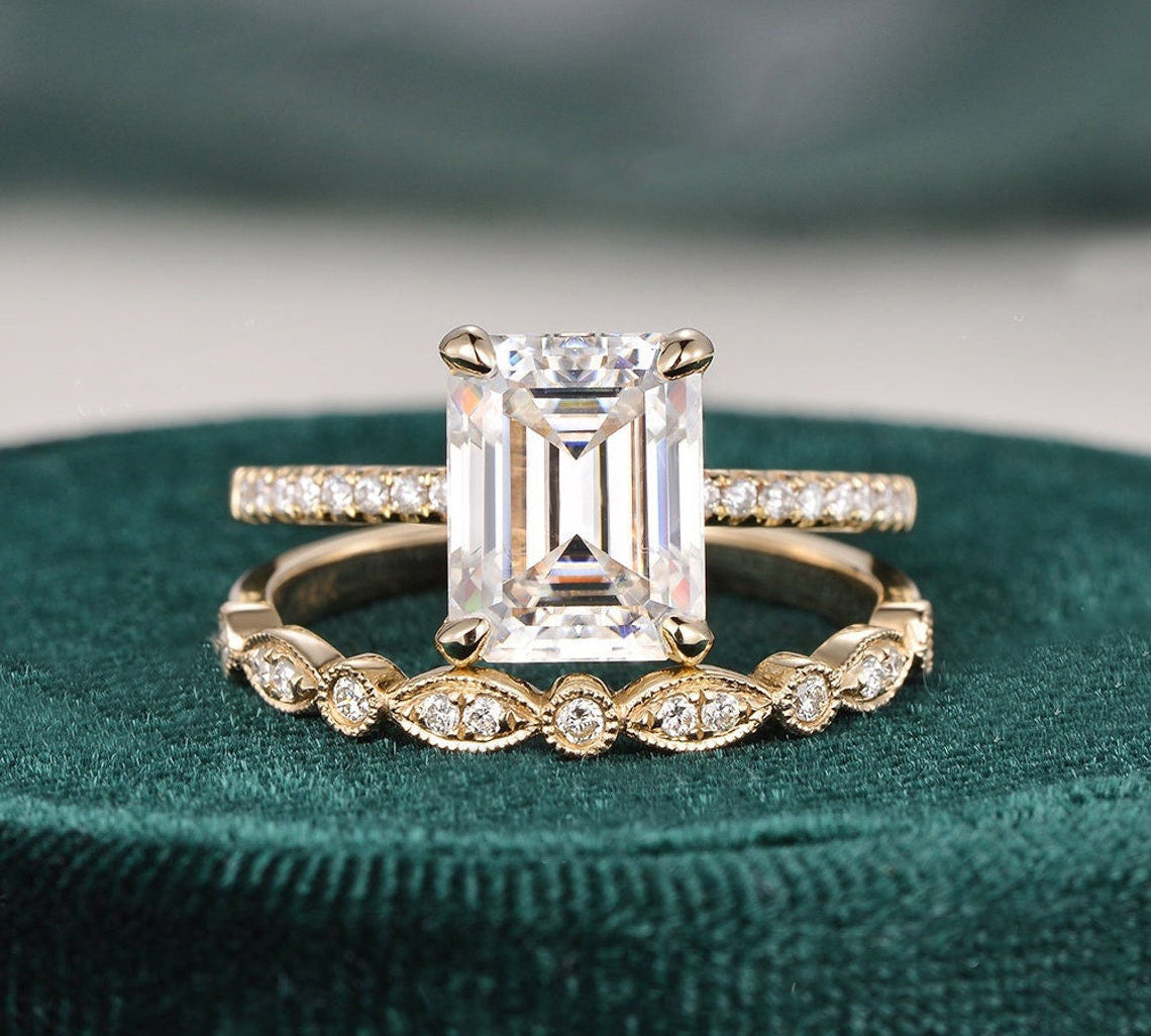 2.50 CT Emerald Cut Solitaire Style Moissanite Bridal Ring Set 1