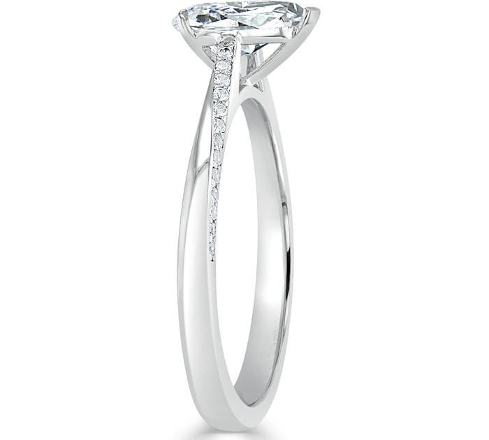 0.75 CT Pear Cut Solitaire Moissanite Engagement Ring 3