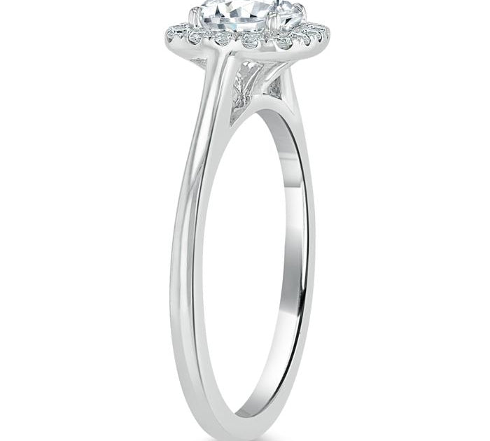 0.75 CT Round Cut Halo Moissanite Engagement Ring 3
