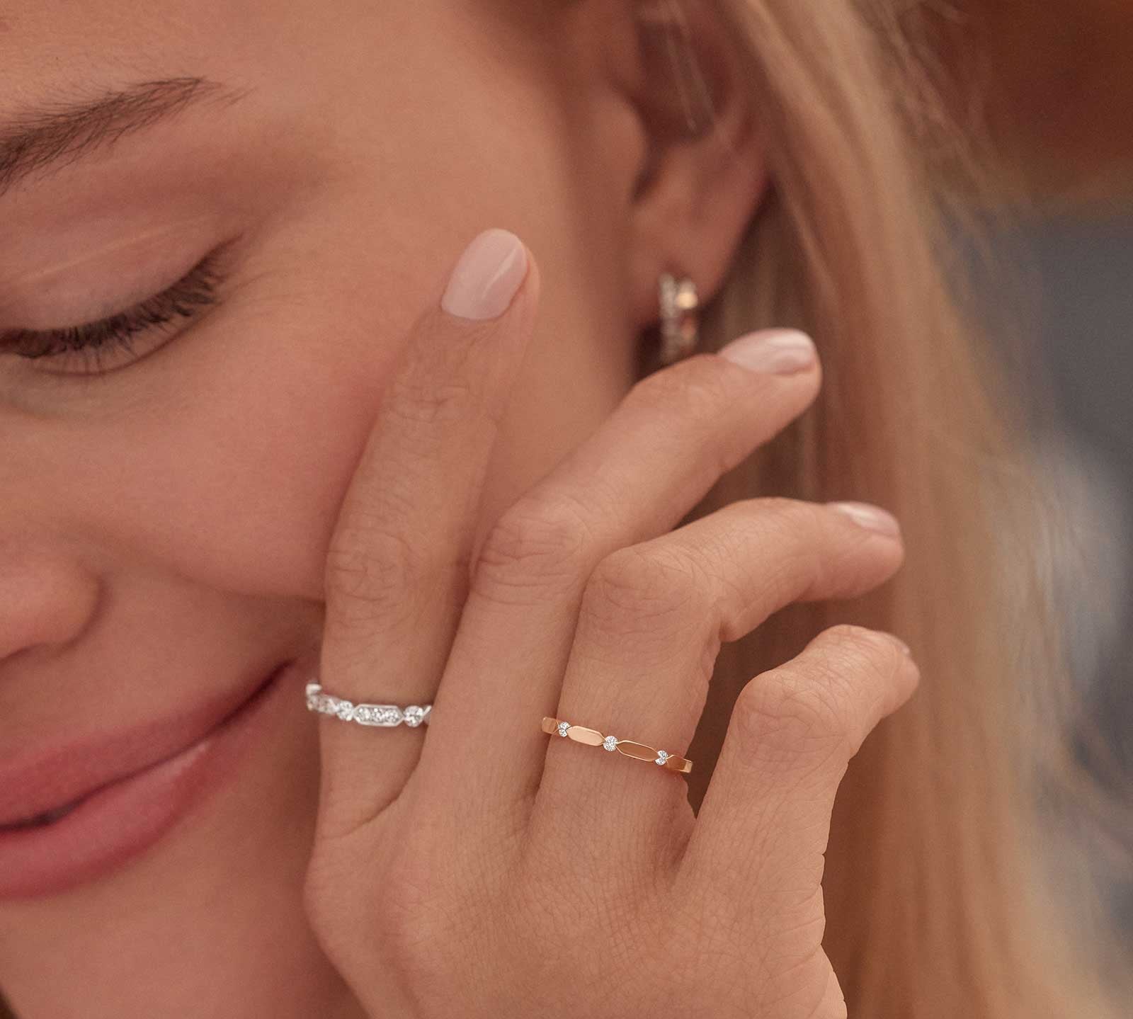 0.15 CT Round Shaped Moissanite Dainty Wedding Band 3