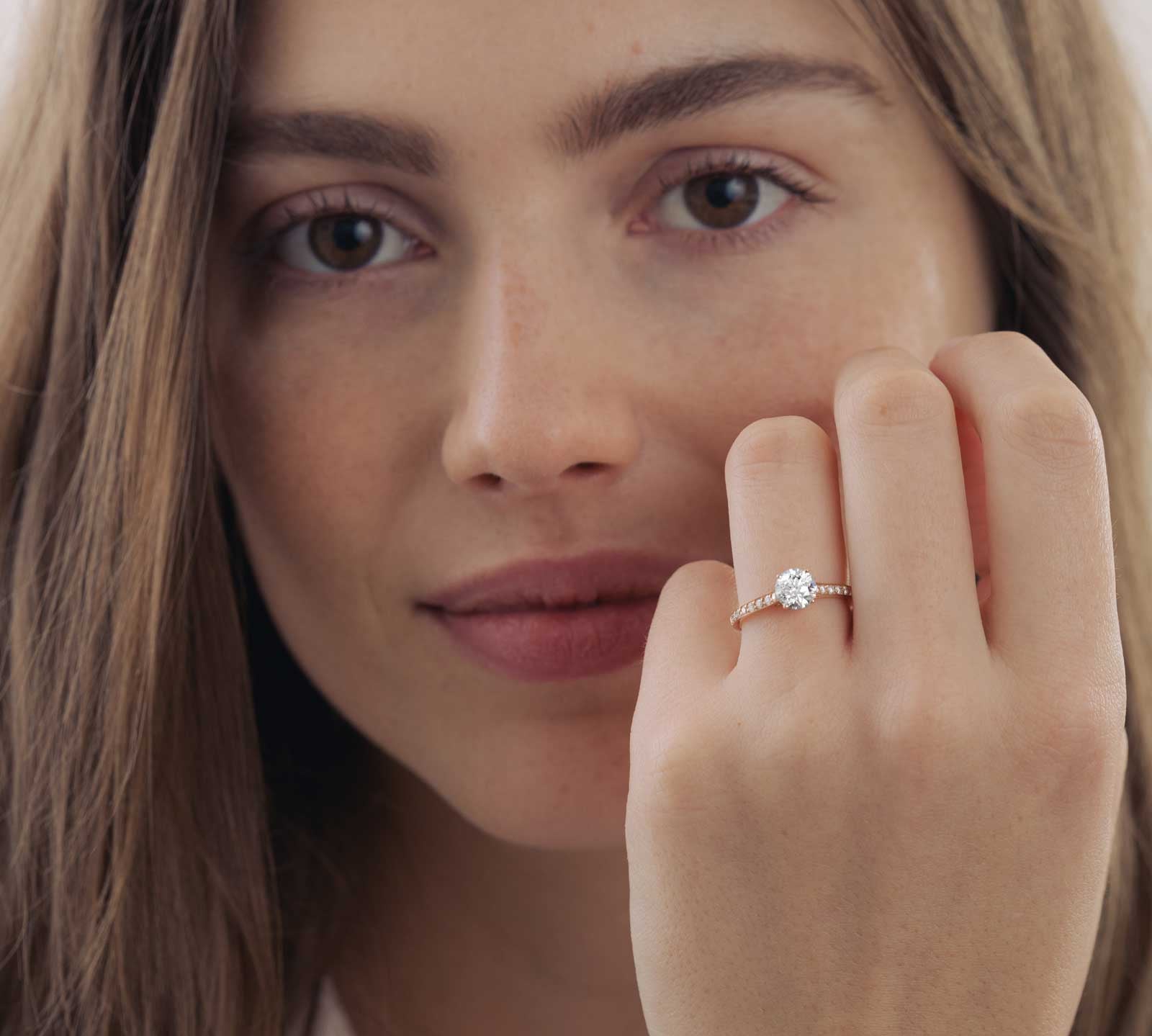 1.01 CT Round Shaped Moissanite Pave Setting Engagement Ring 3