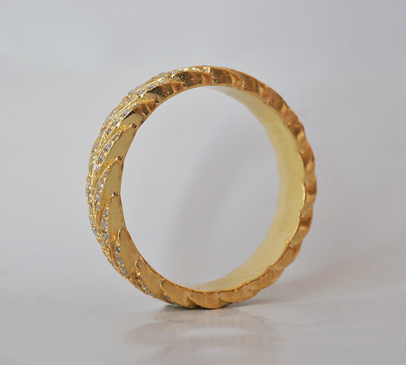 Round Stones Feather Style Men's Wedding Band 2