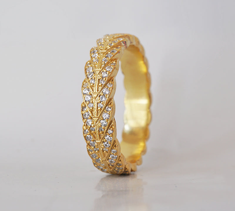 Round Stones Feather Style Men's Wedding Band 3