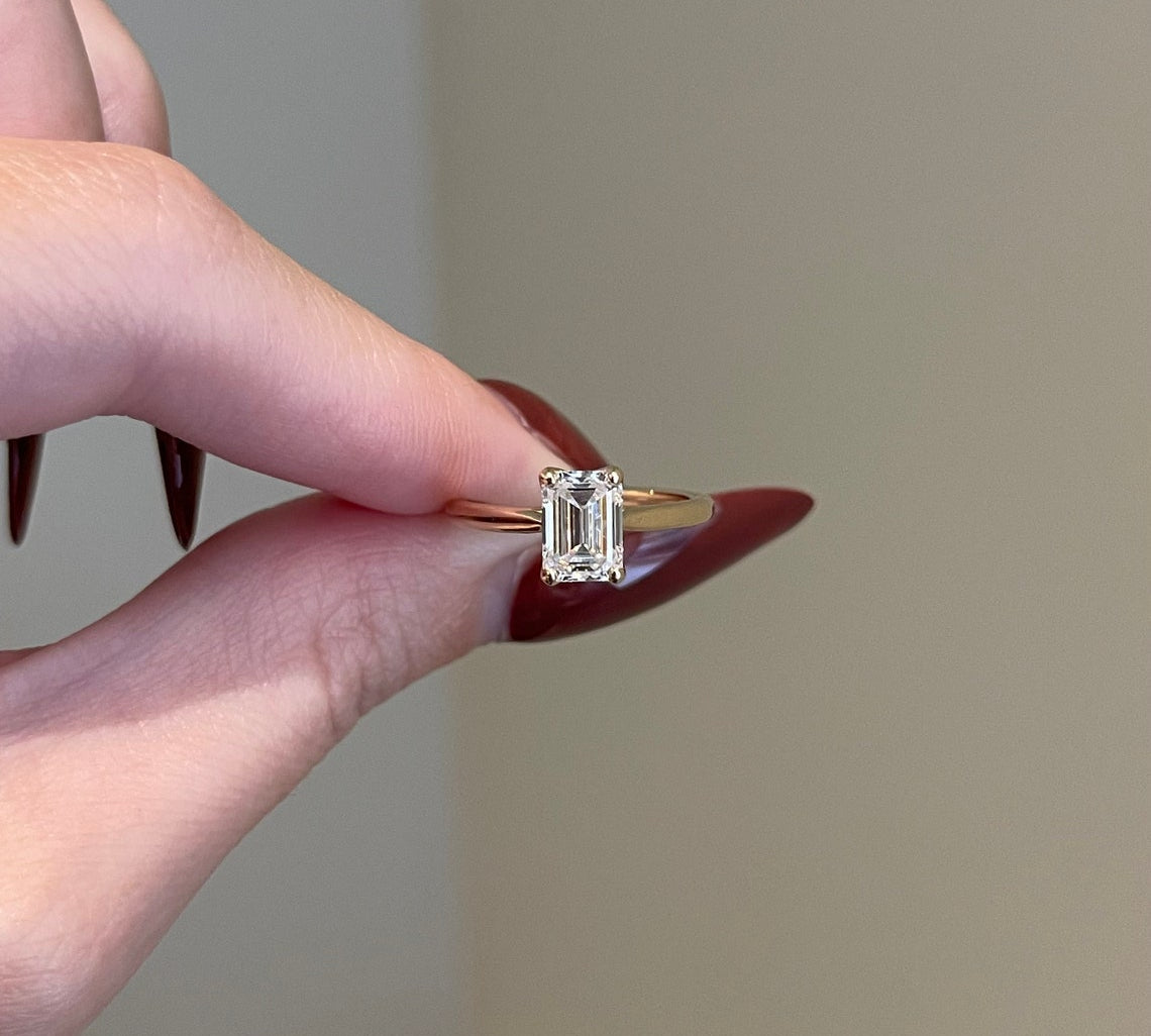 1.0 CT Emerald Shaped Moissanite Solitaire Engagement Ring 1