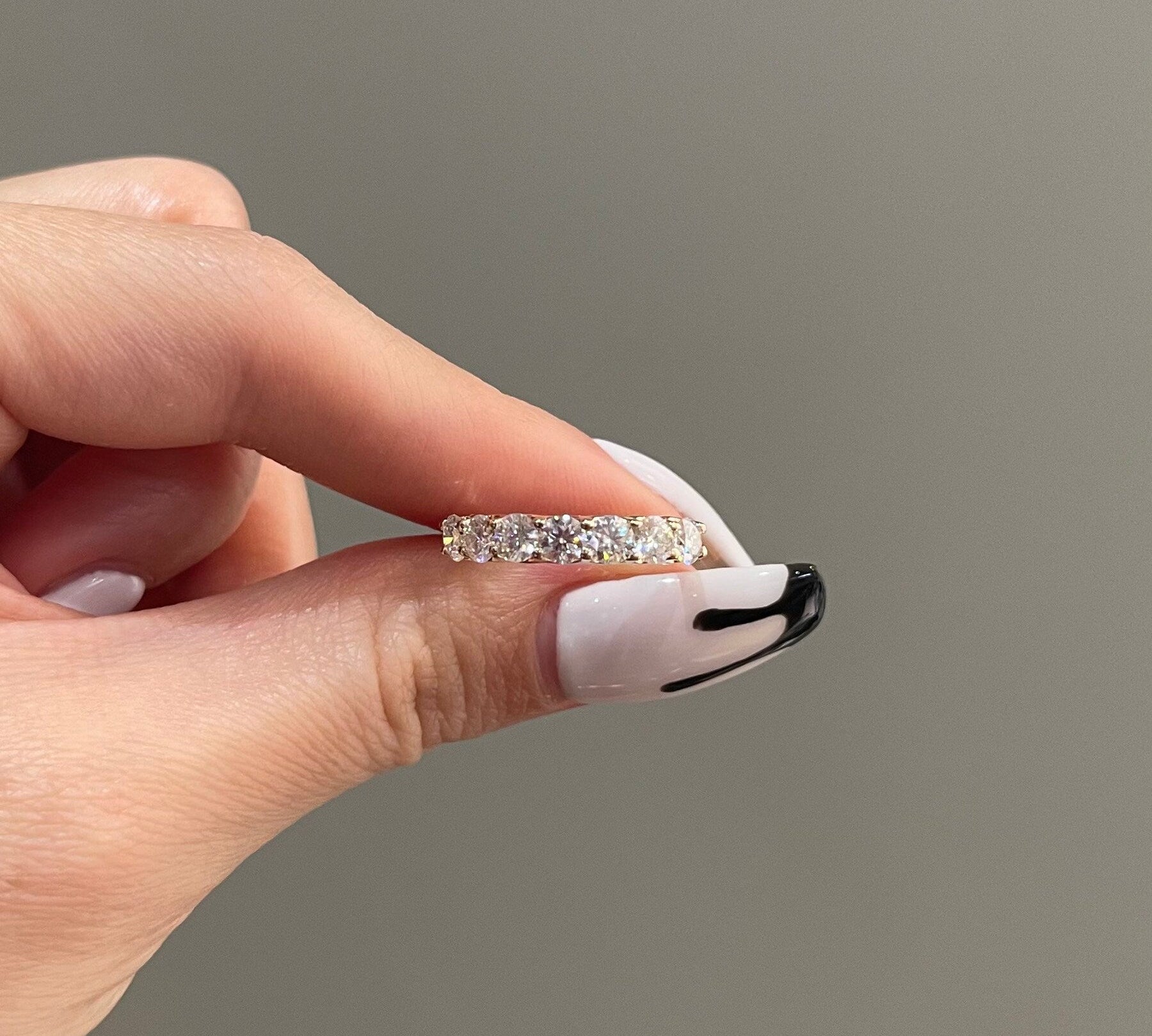 1.40 TCW Round Shaped Moissanite Five Stones Wedding Band 3