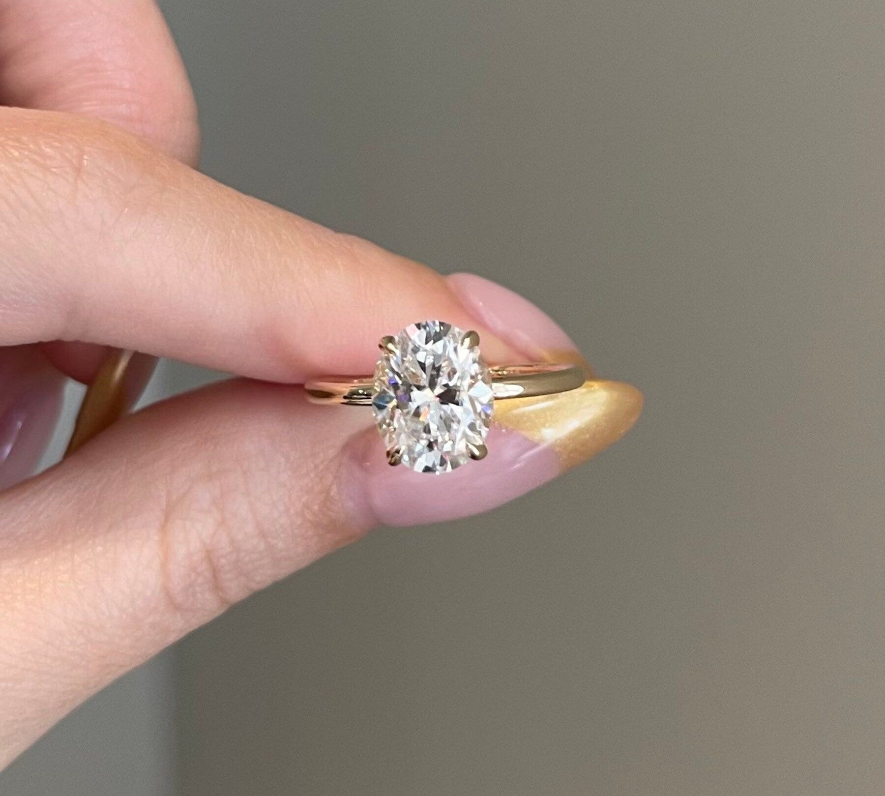 3.0 CT Oval Shaped Moissanite Solitaire Engagement Ring 1