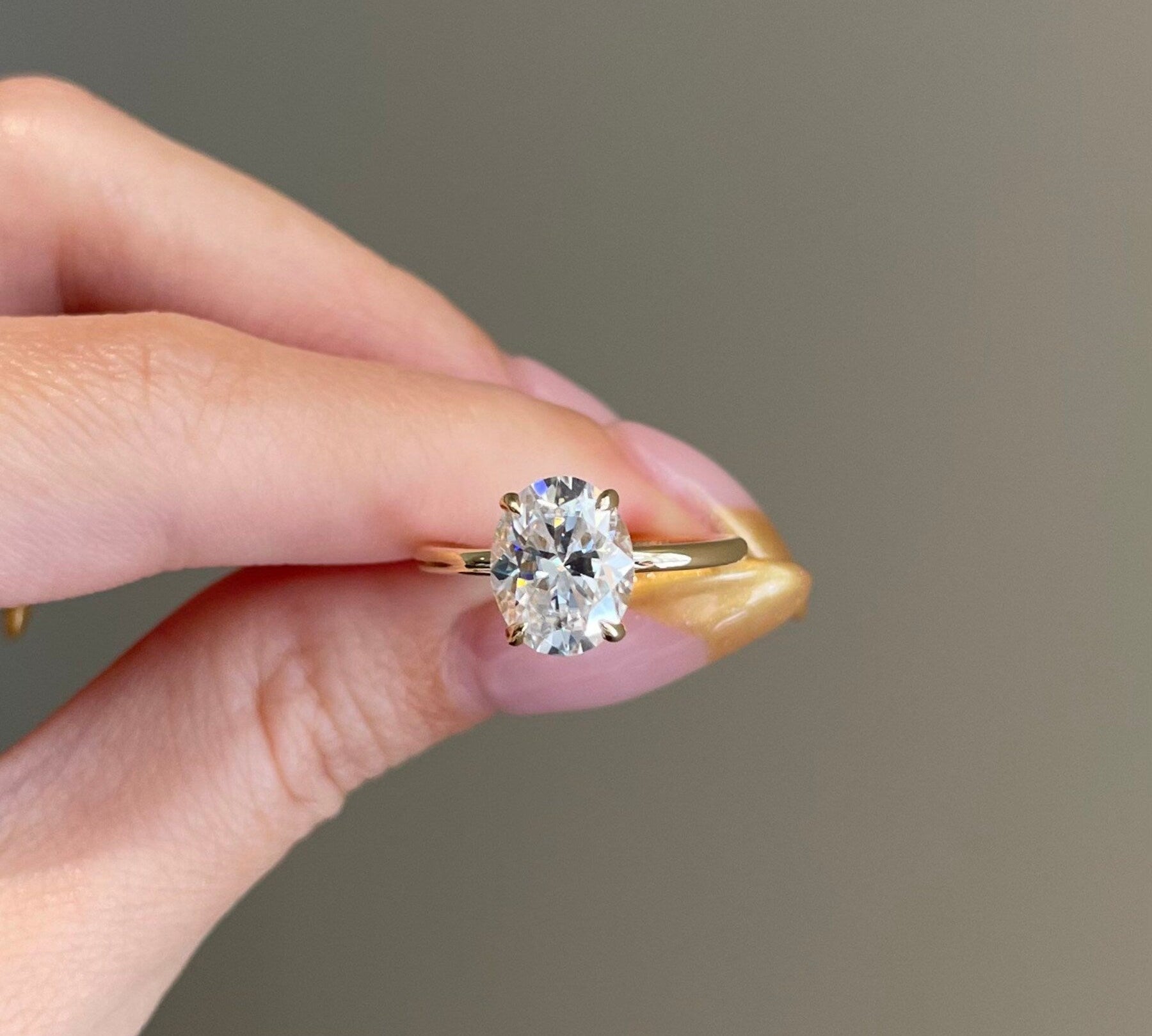 3.0 CT Oval Shaped Moissanite Solitaire Engagement Ring 3