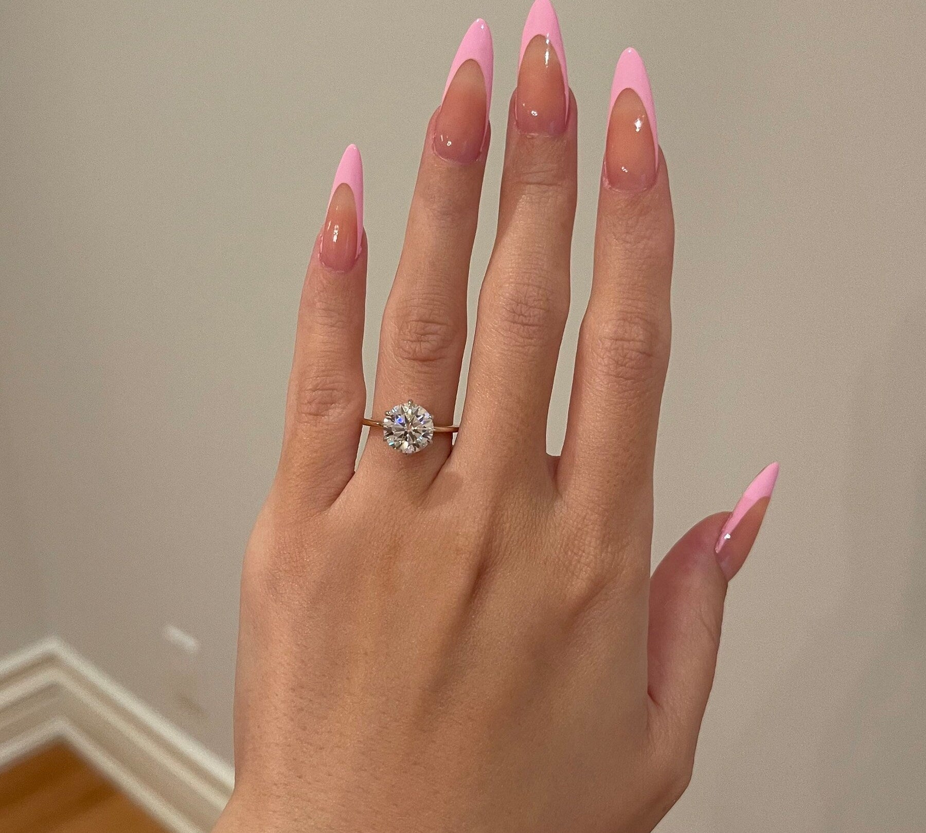 2.50 CT Round Shaped Moissanite Solitaire Engagement Ring 3