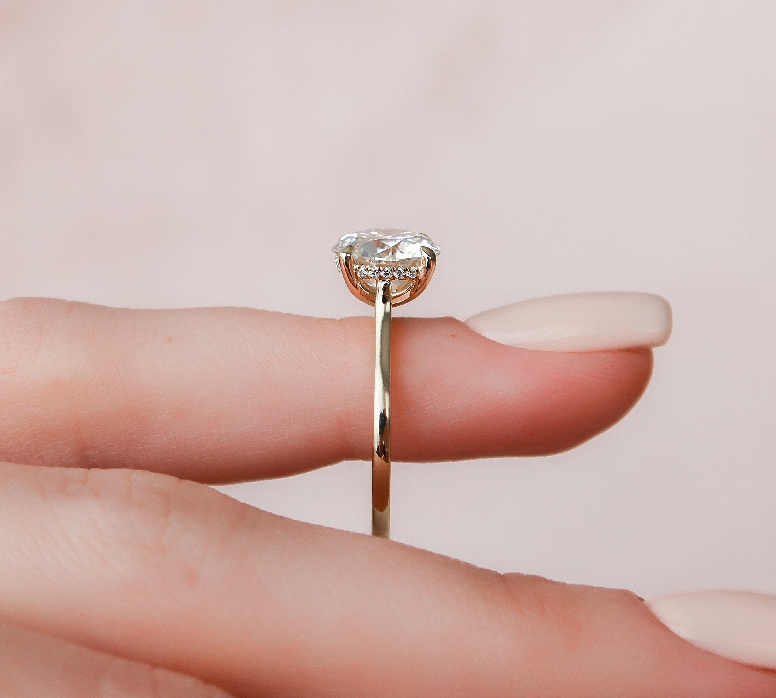 3.0 CT Round Cut Solitaire Style Moissanite Engagement Ring 2