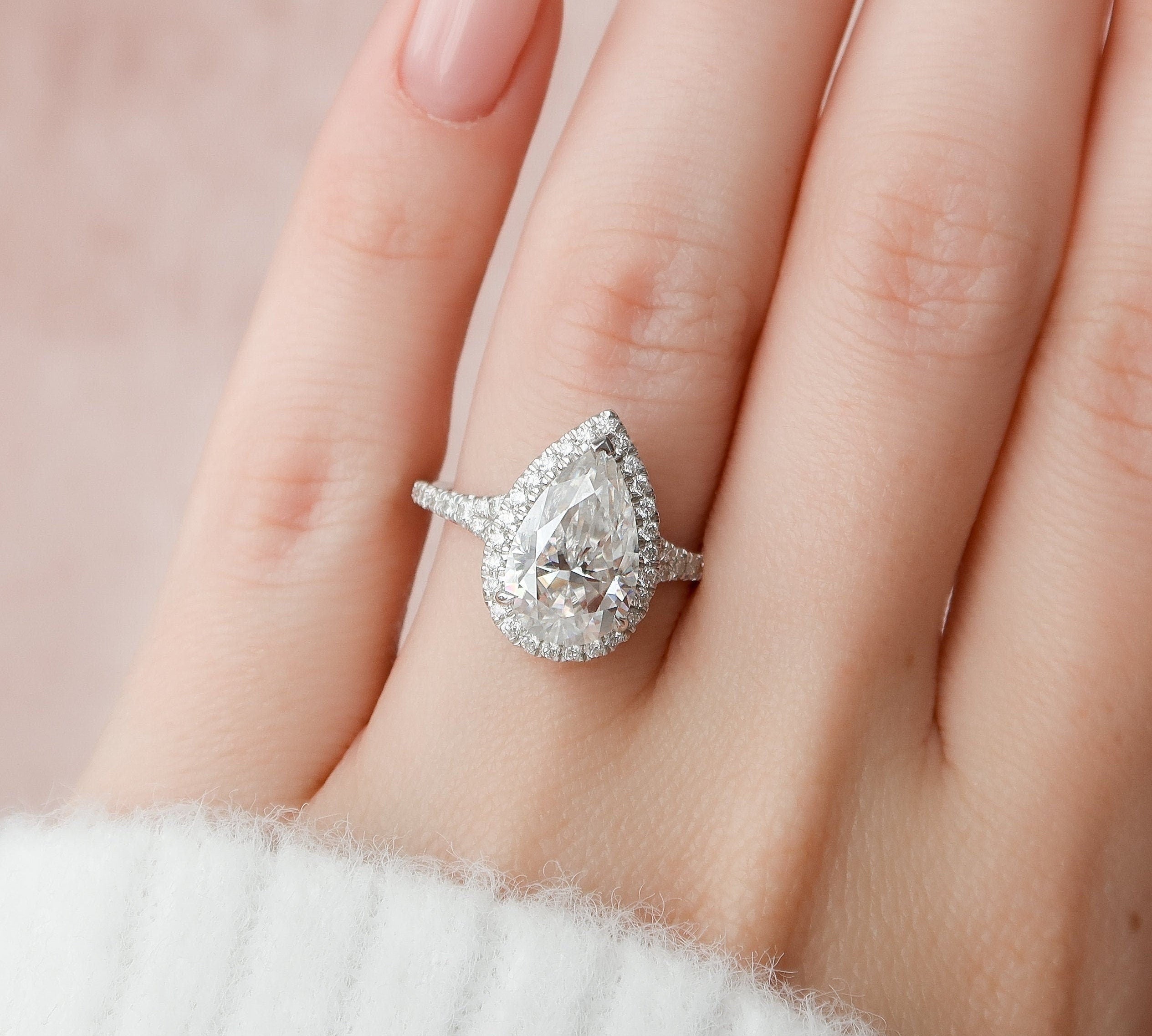 3.0 CT Pear Halo & Split Shank Moissanite Engagement Ring 3