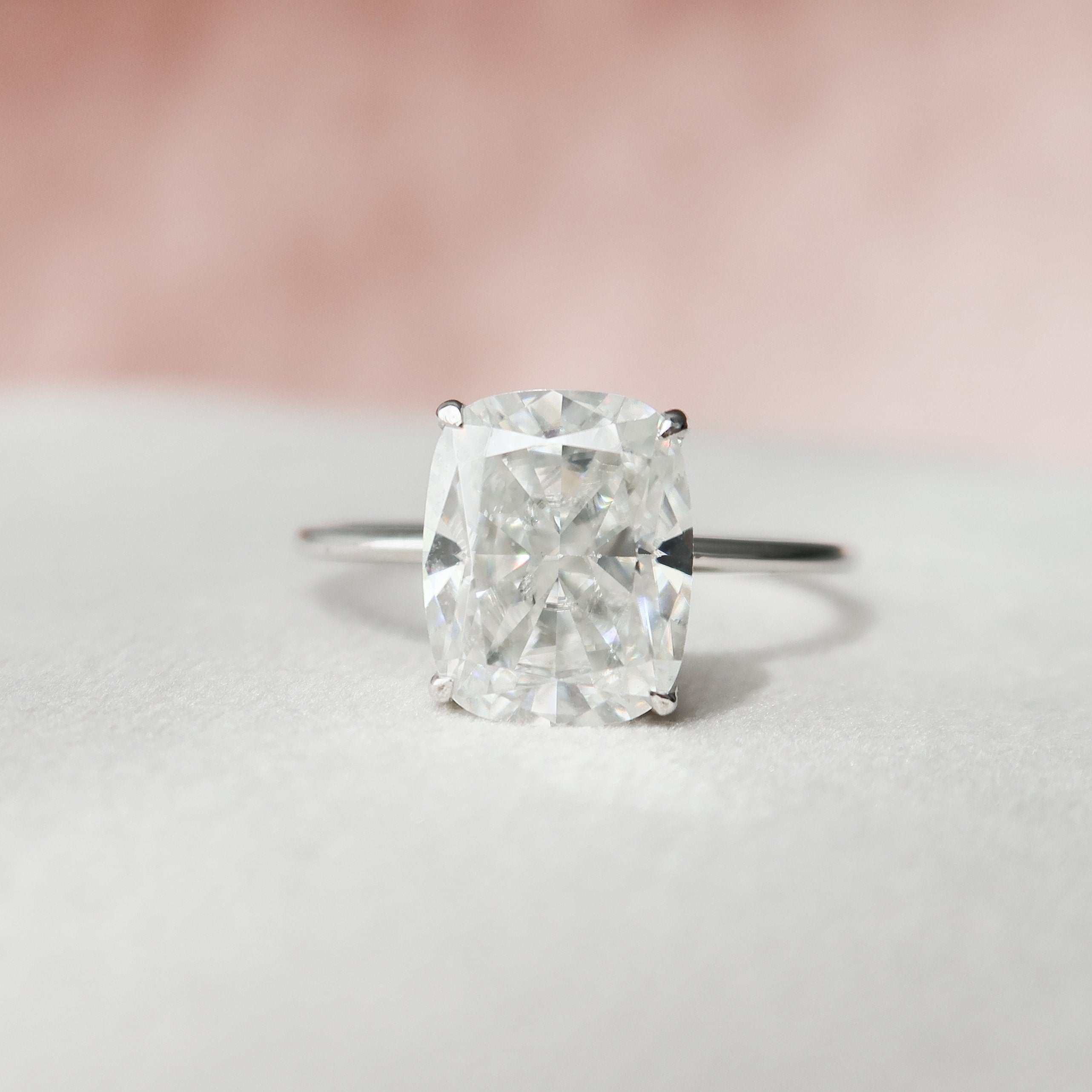 6.0 CT Cushion Cut Solitaire Solitaire Moissanite Engagement Ring 10